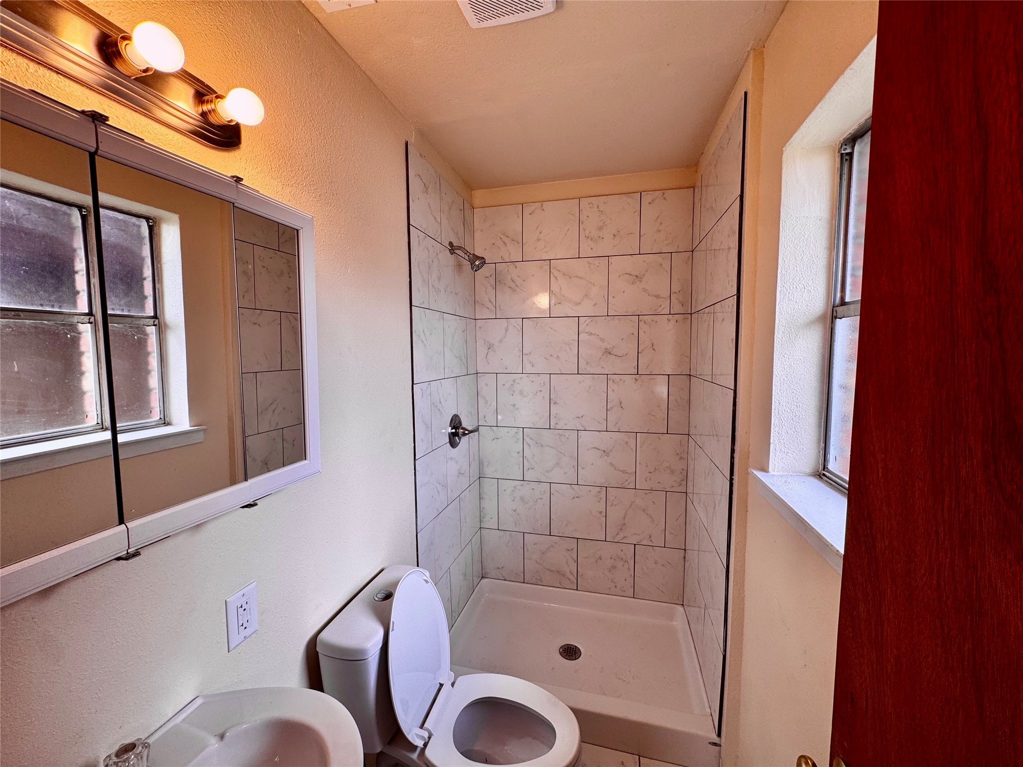 2565 W Virginia Street Property Photo 15