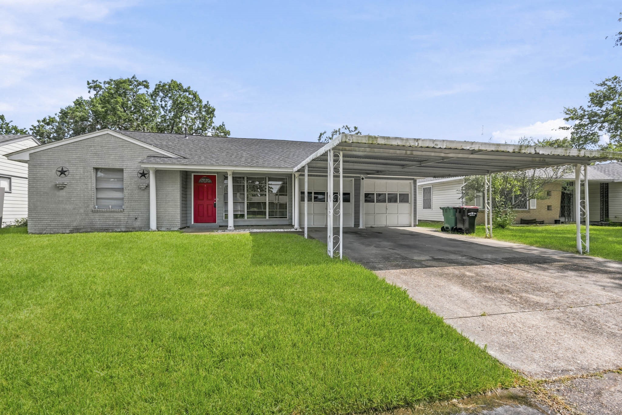 5413 Vae Drive Property Photo 1
