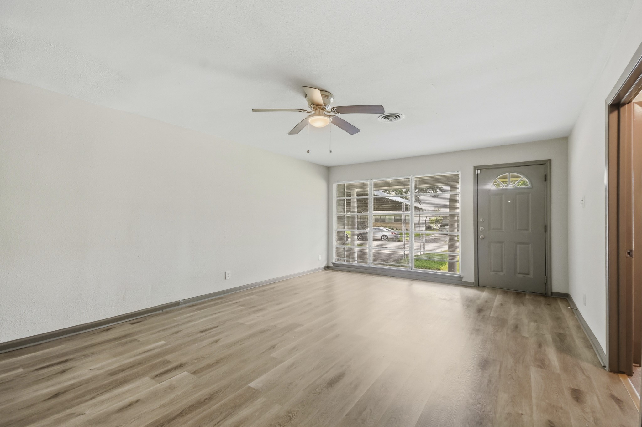5413 Vae Drive Property Photo 2