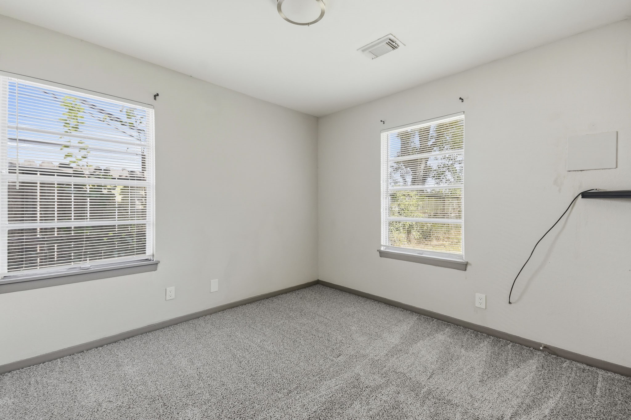 5413 Vae Drive Property Photo 5