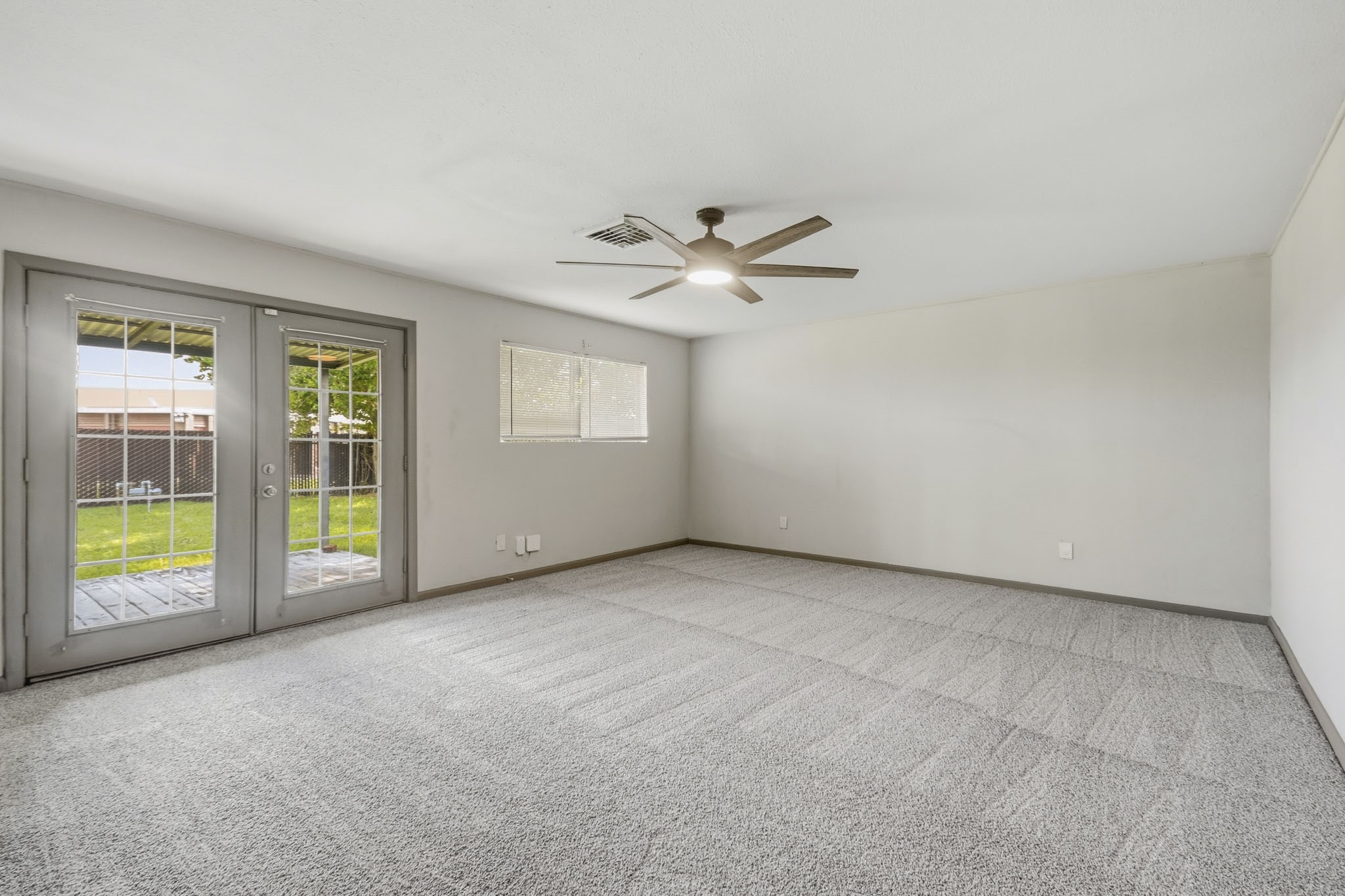 5413 Vae Drive Property Photo 9