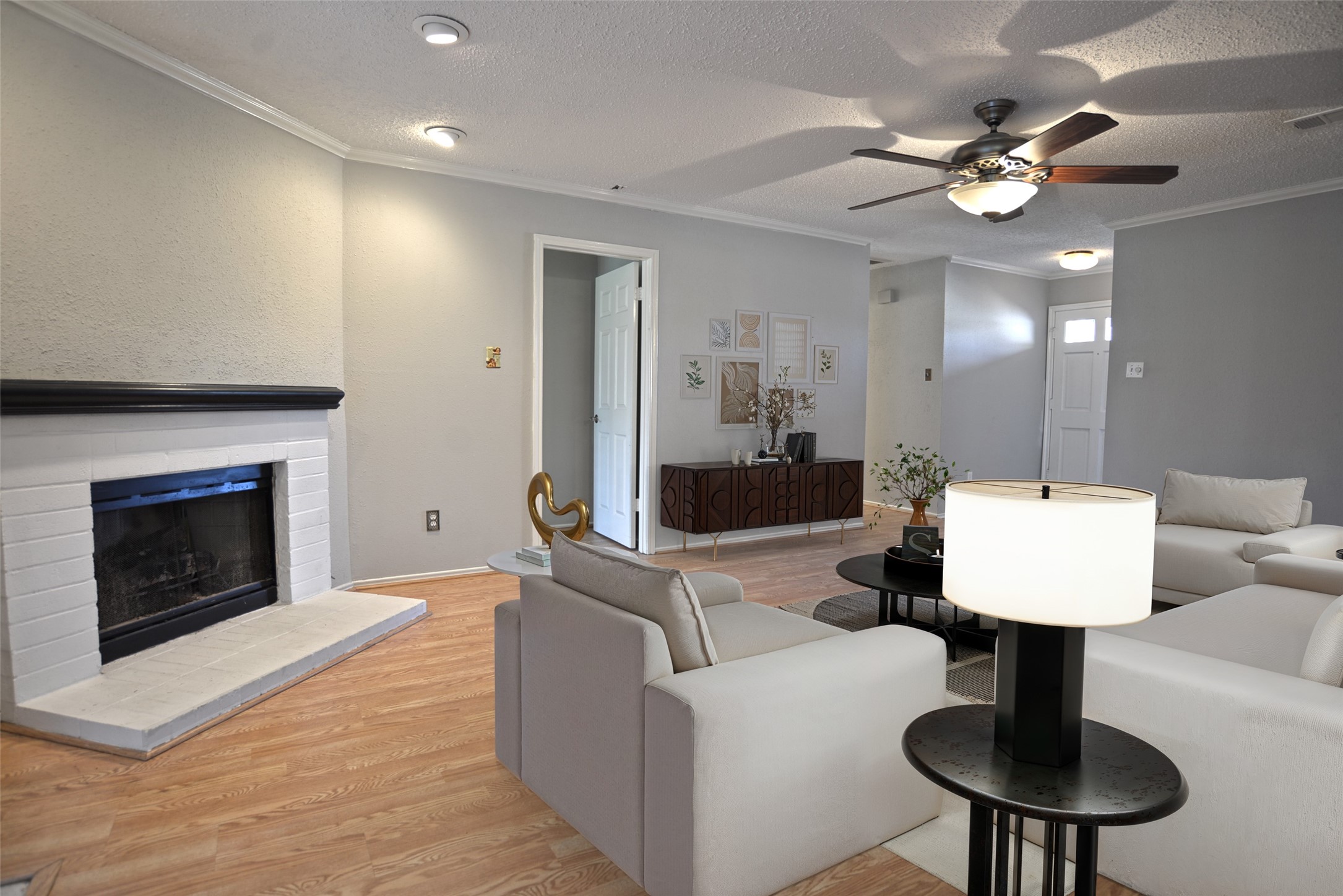 810 Birchview Court Property Photo 10