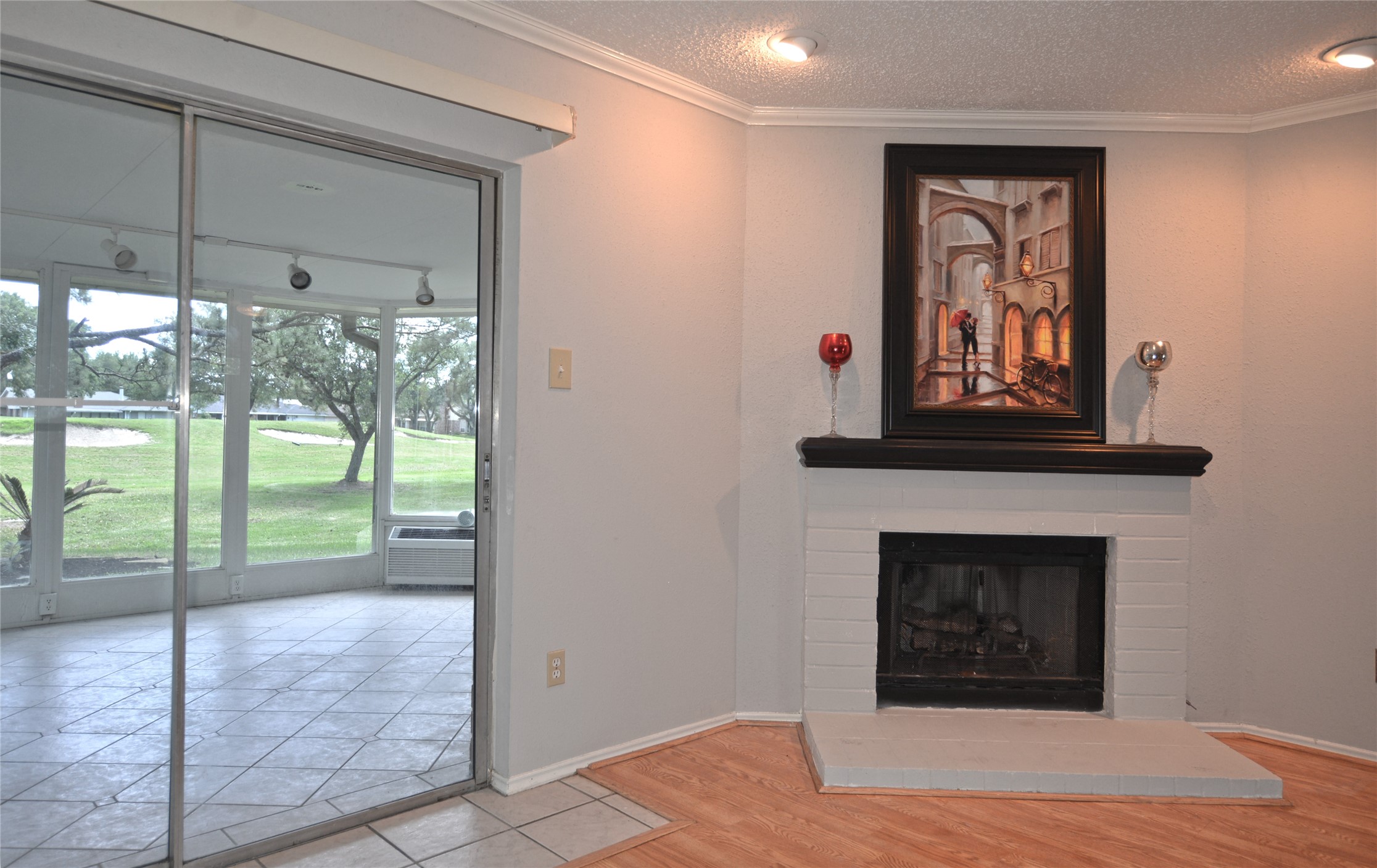 810 Birchview Court Property Photo 12