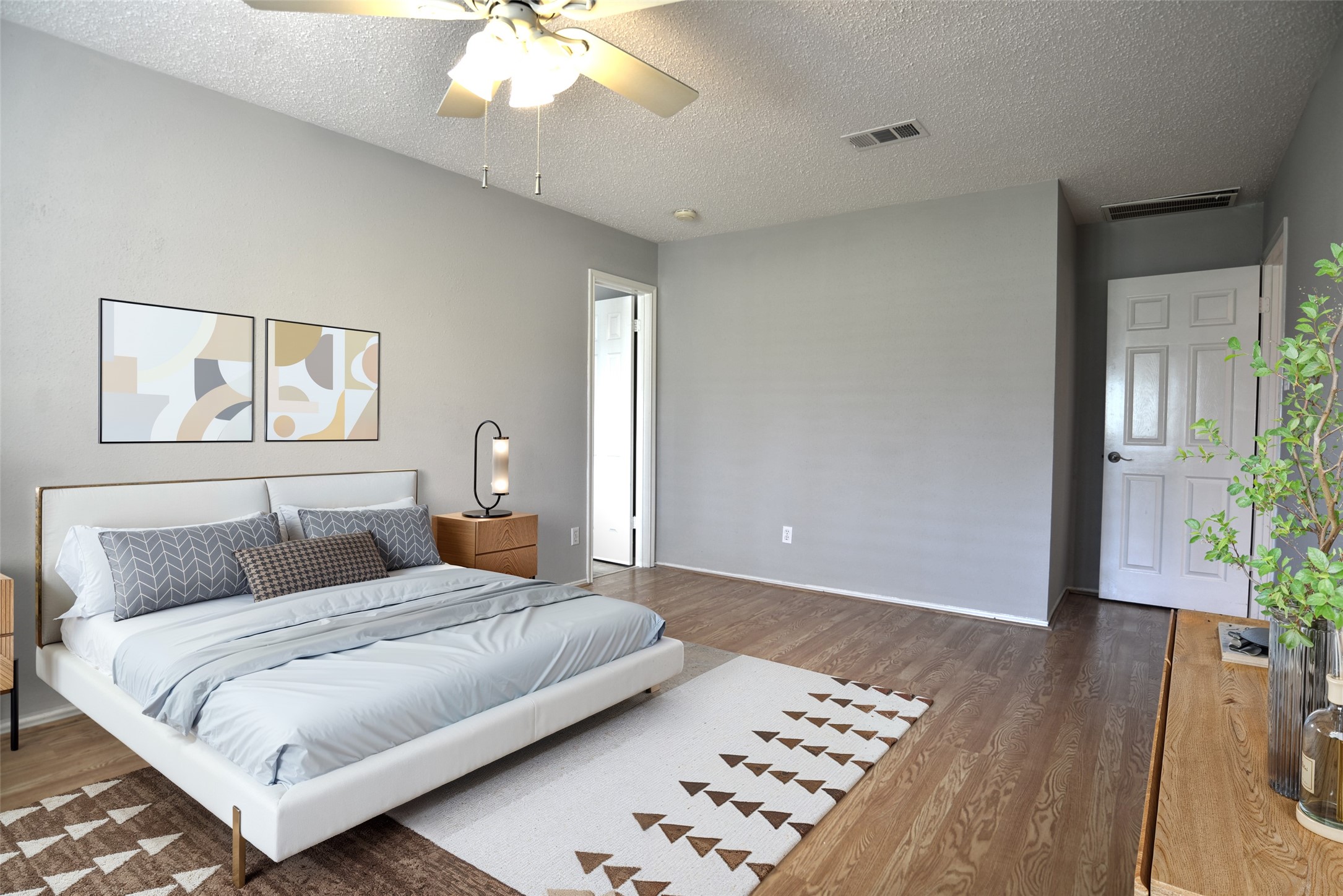 810 Birchview Court Property Photo 21