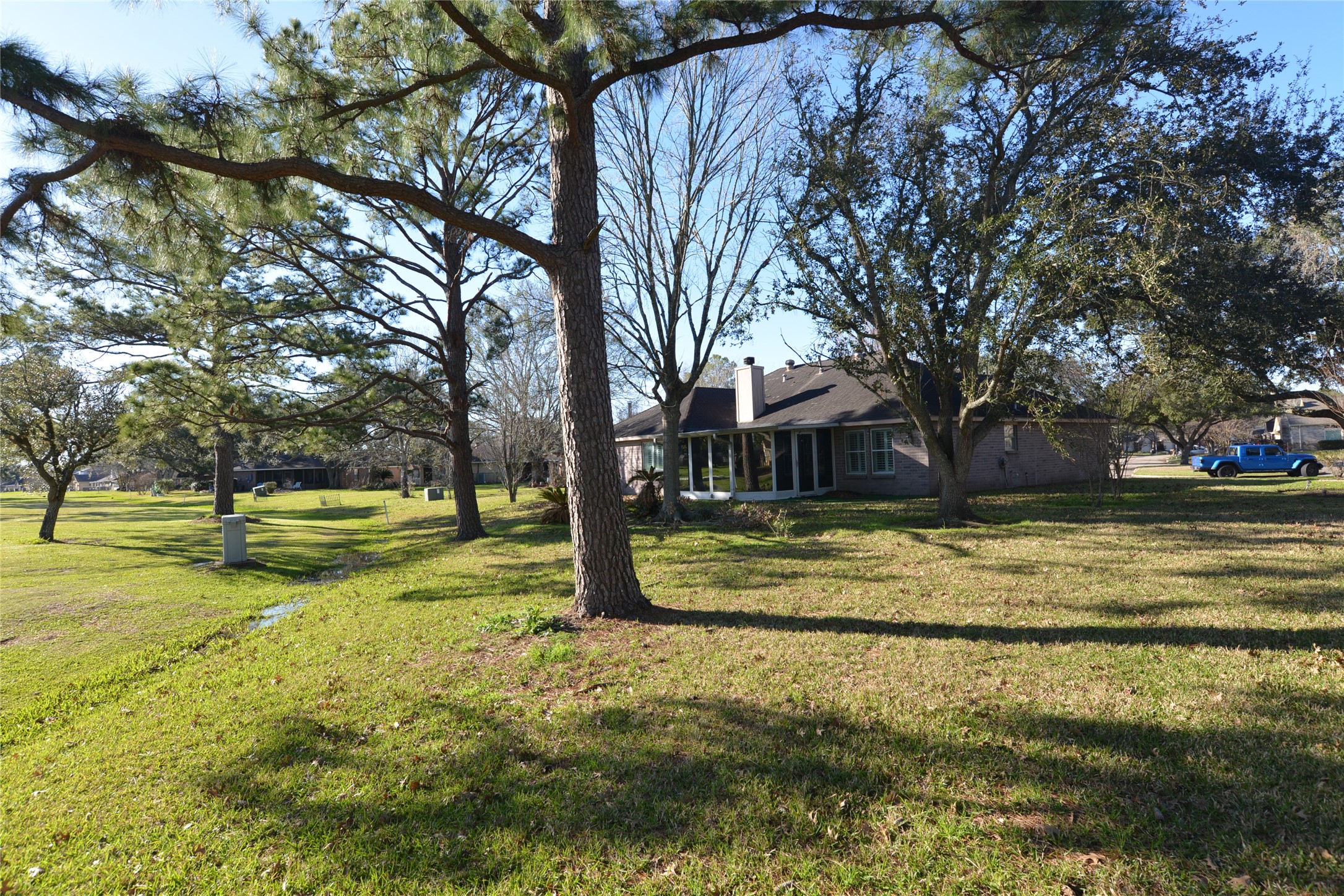 810 Birchview Court Property Photo 34