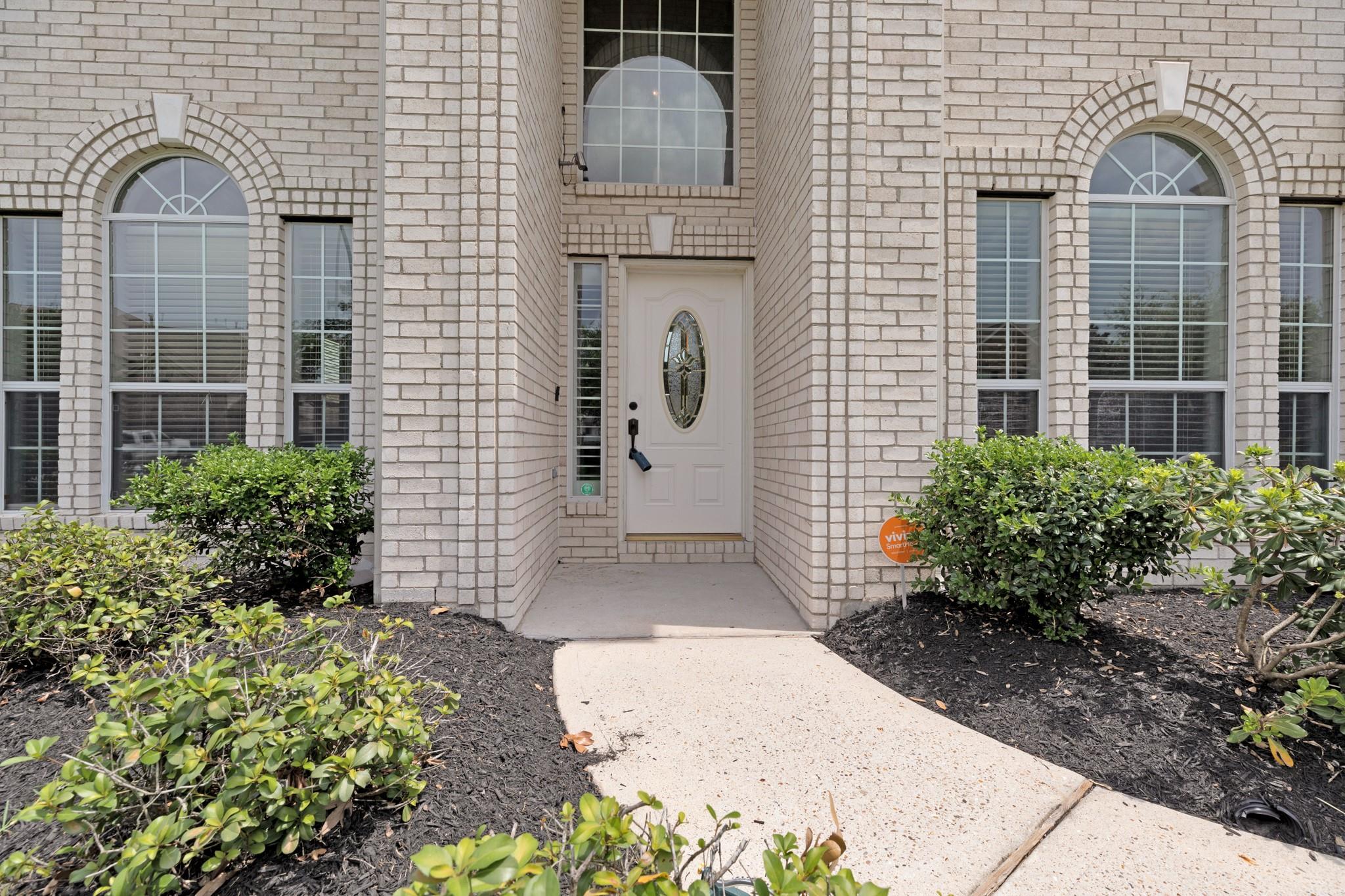 13714 Kingston River Lane, Houston Tx 77044 Property Photo 2