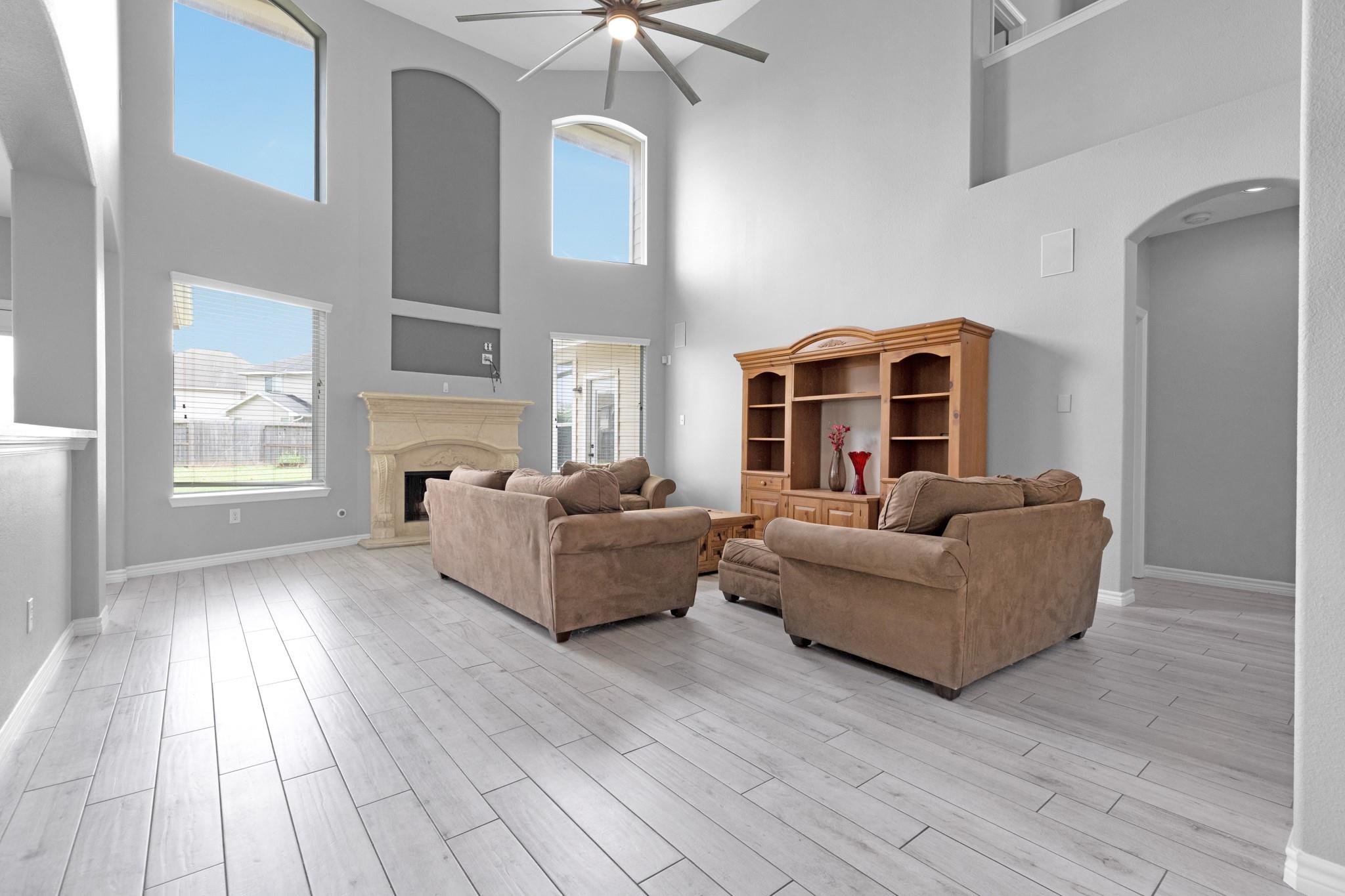 13714 Kingston River Lane, Houston Tx 77044 Property Photo 8