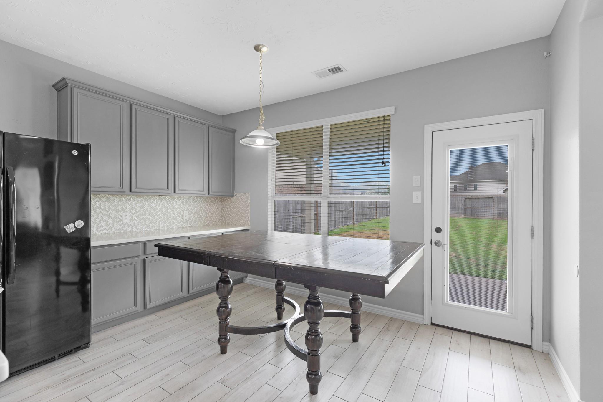 13714 Kingston River Lane, Houston Tx 77044 Property Photo 12