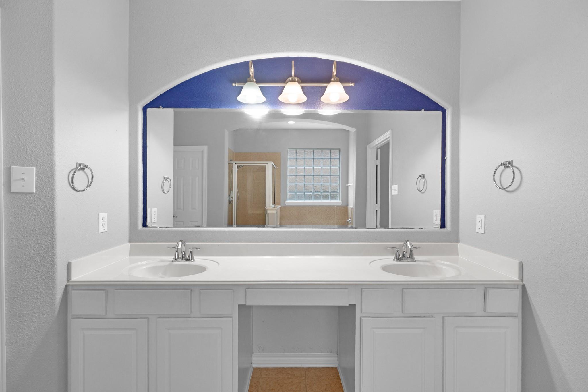 13714 Kingston River Lane, Houston Tx 77044 Property Photo 16