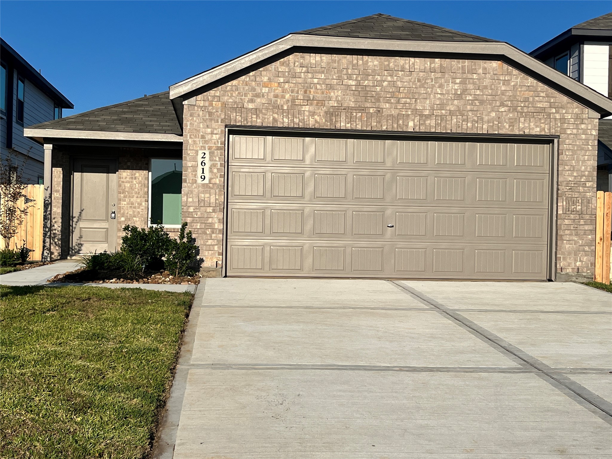 2619 Rain Quail Court Property Photo 1
