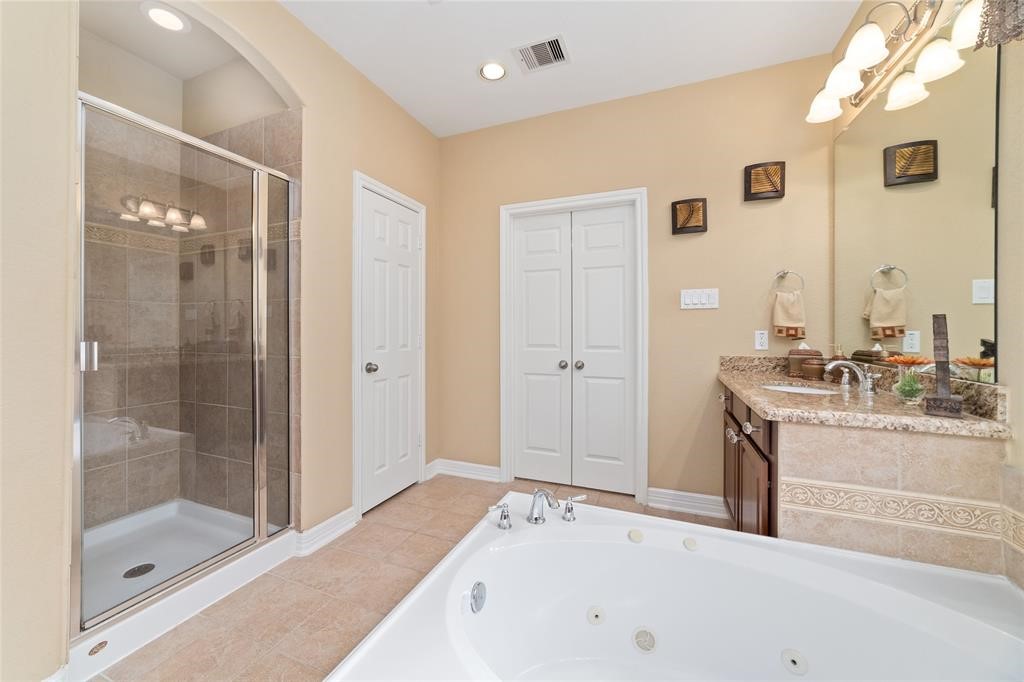 6215 Silver Thistle Lane Property Photo 19