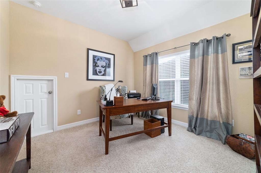 6215 Silver Thistle Lane Property Photo 21