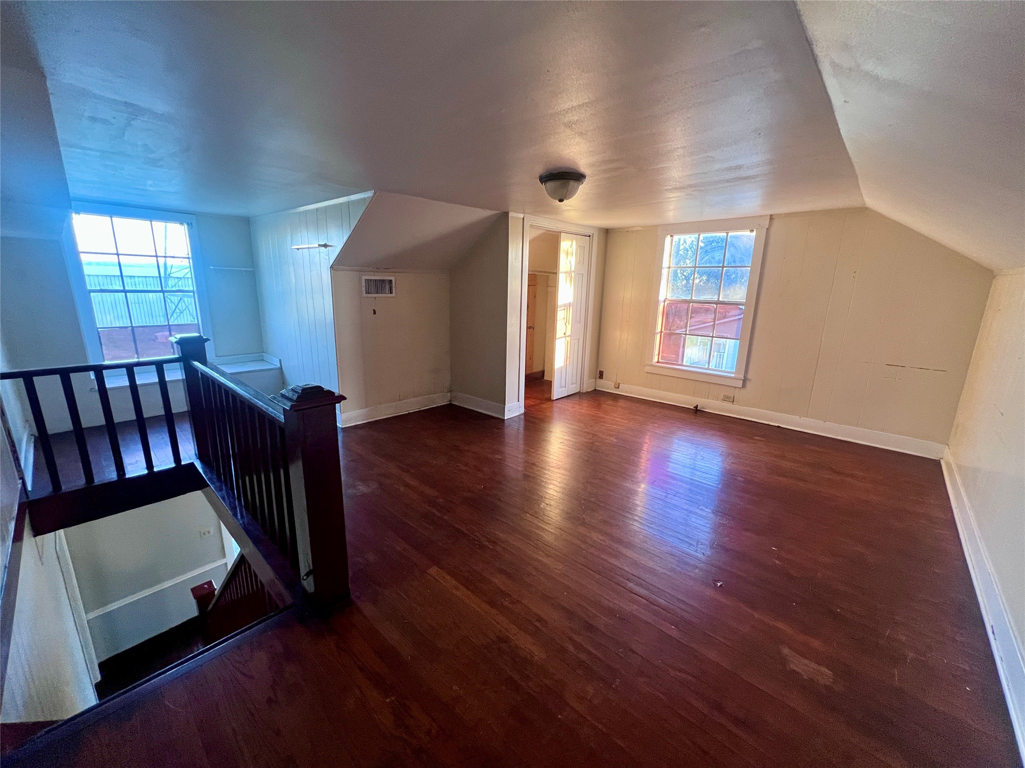 621 Harrison Property Photo 15