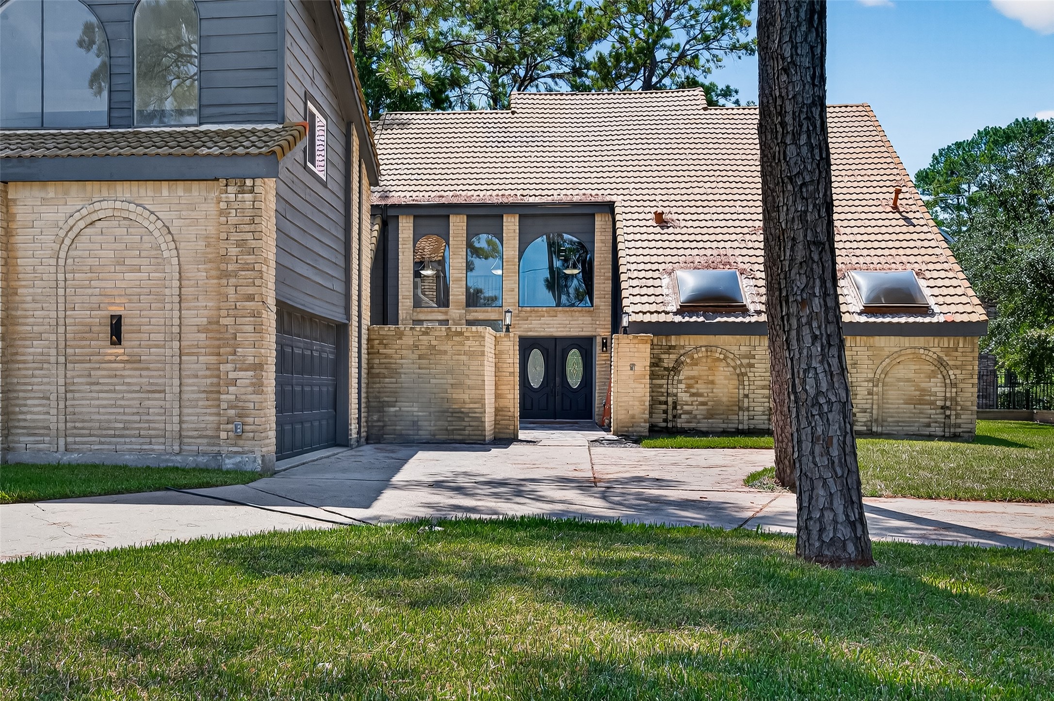 5815 Green Terrace Ln Property Photo 3