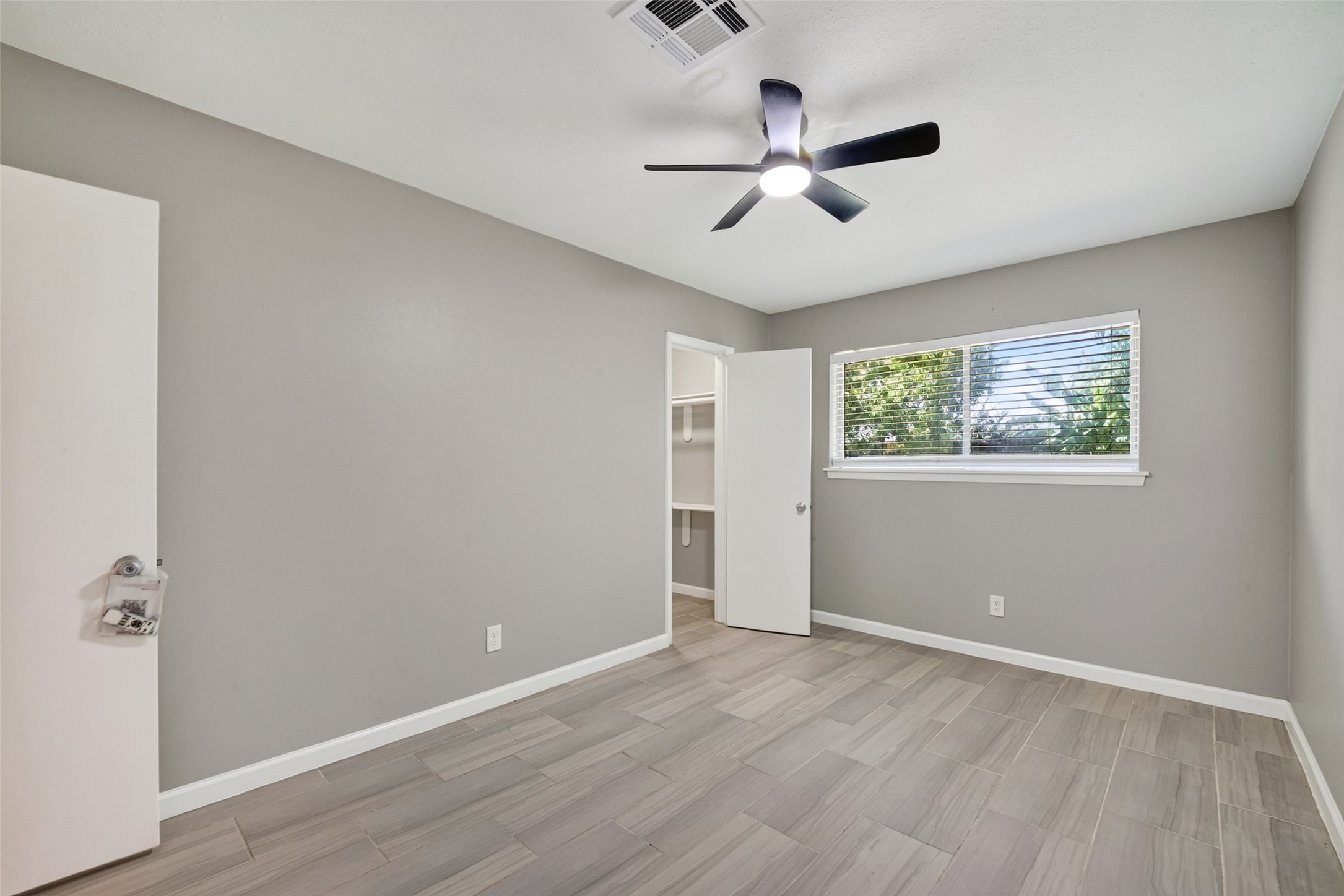 7607 Tanager Street Property Photo 10