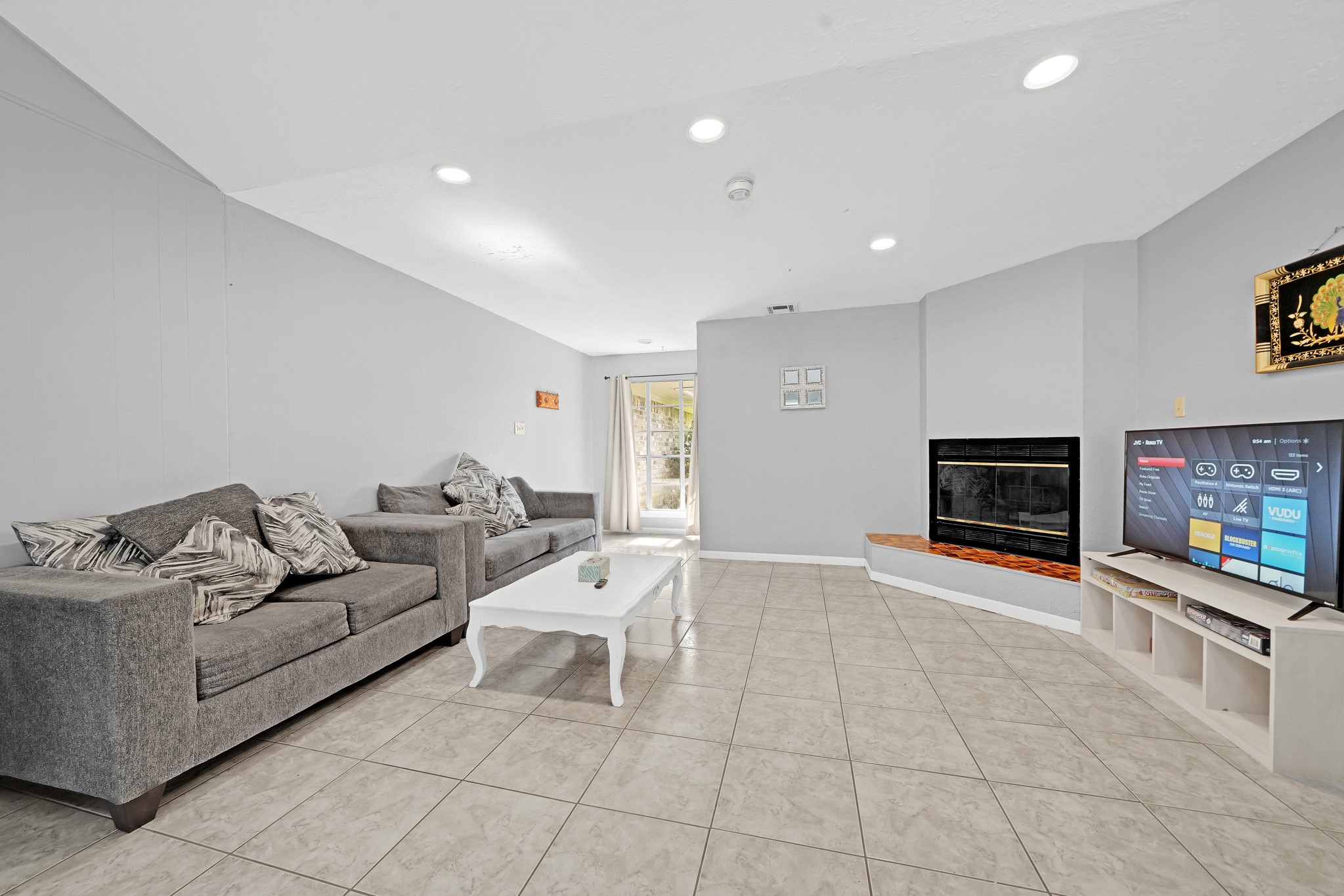 222 Wickhamford Way Property Photo 9