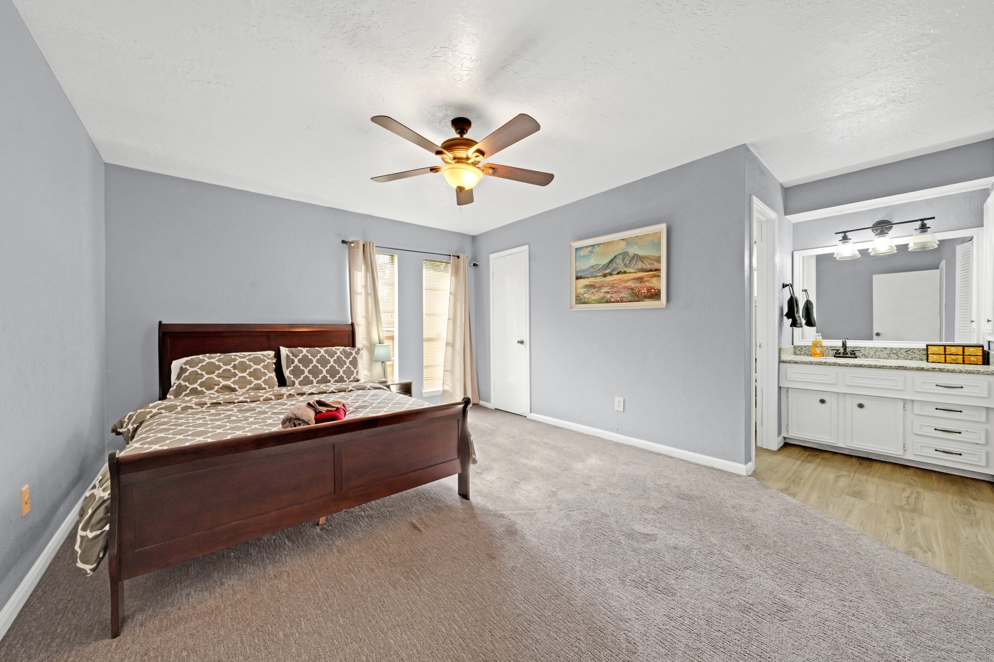 222 Wickhamford Way Property Photo 14