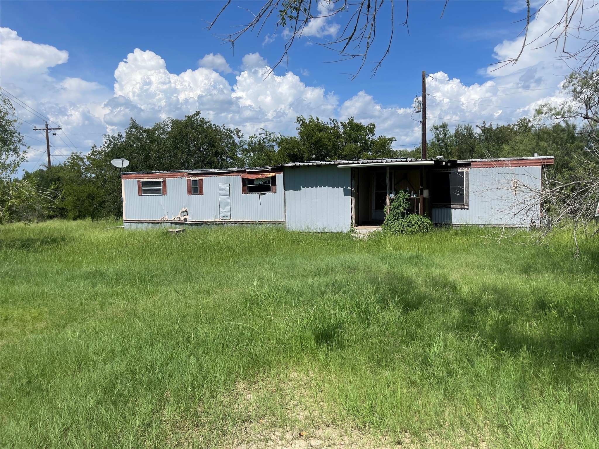390 Bell Road Property Photo 5