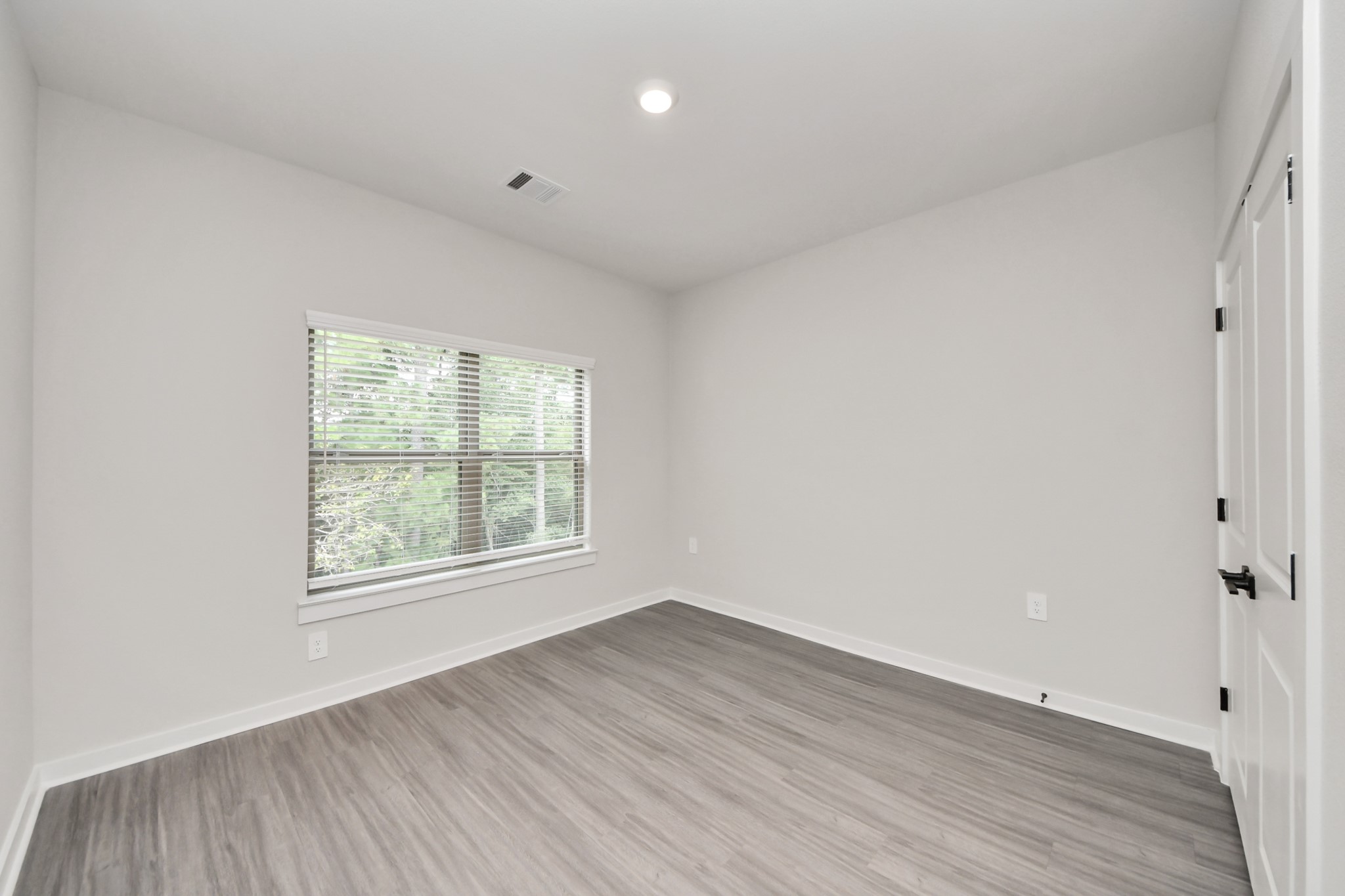 7711 Longmire Road 97 Property Photo 22