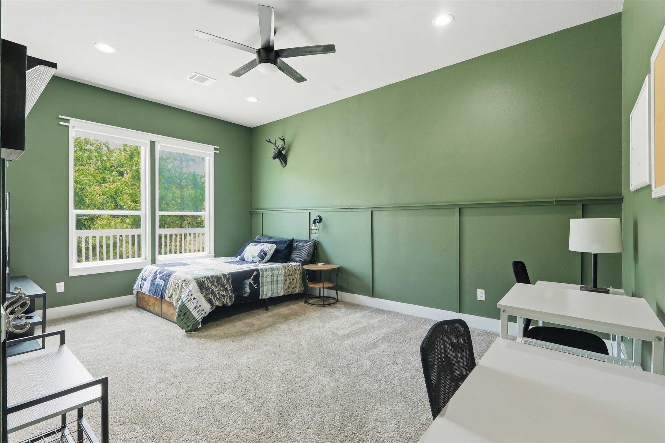 613 Oakdale Street Property Photo 27