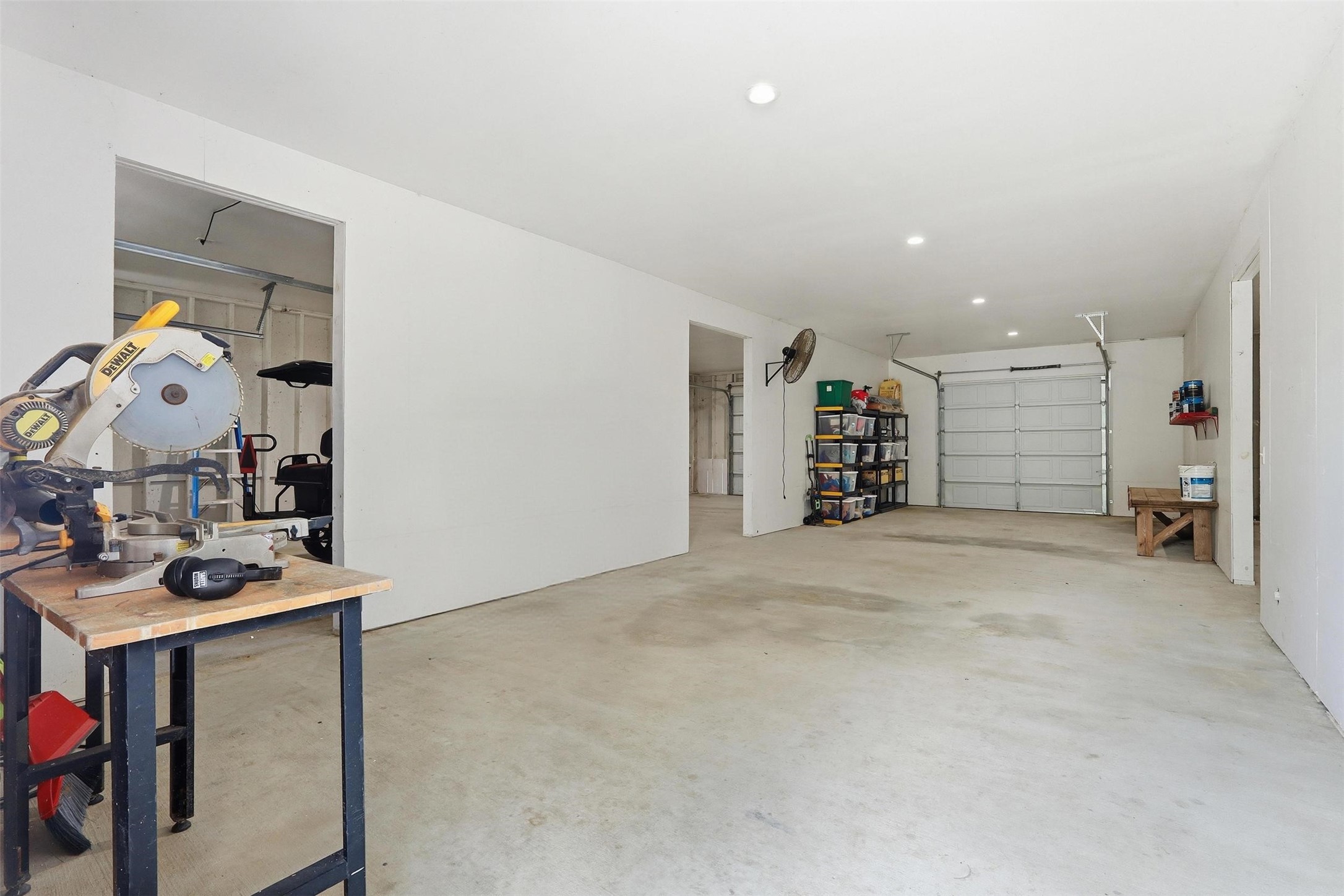 613 Oakdale Street Property Photo 37