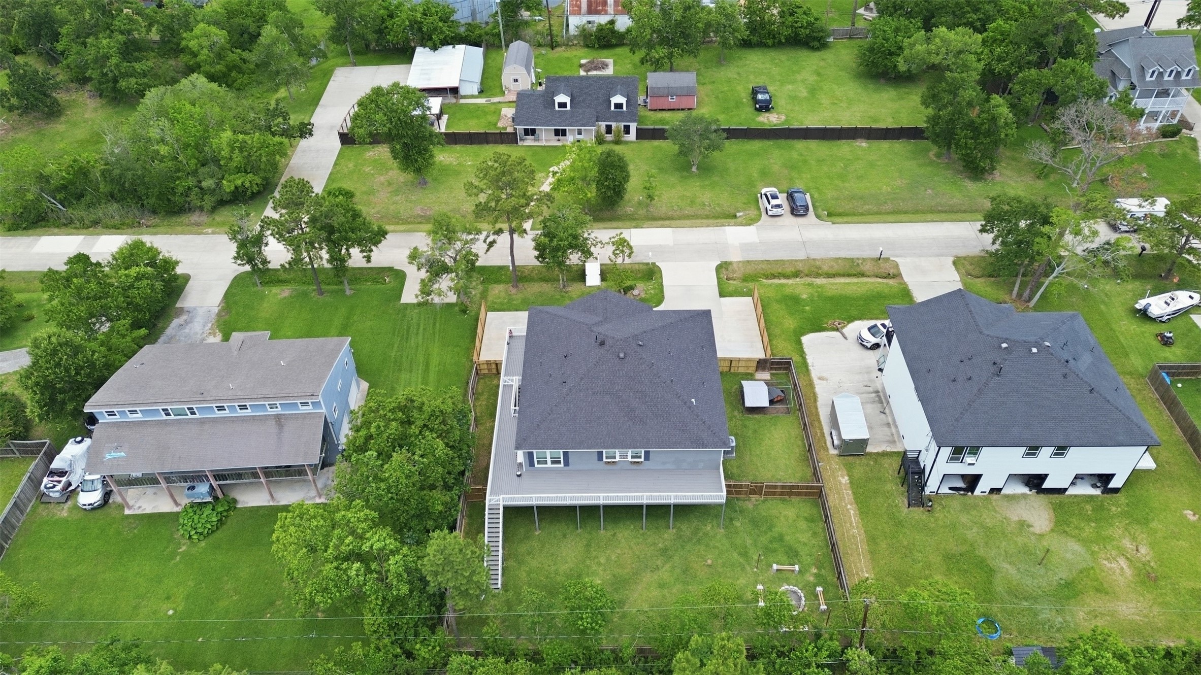 613 Oakdale Street Property Photo 39