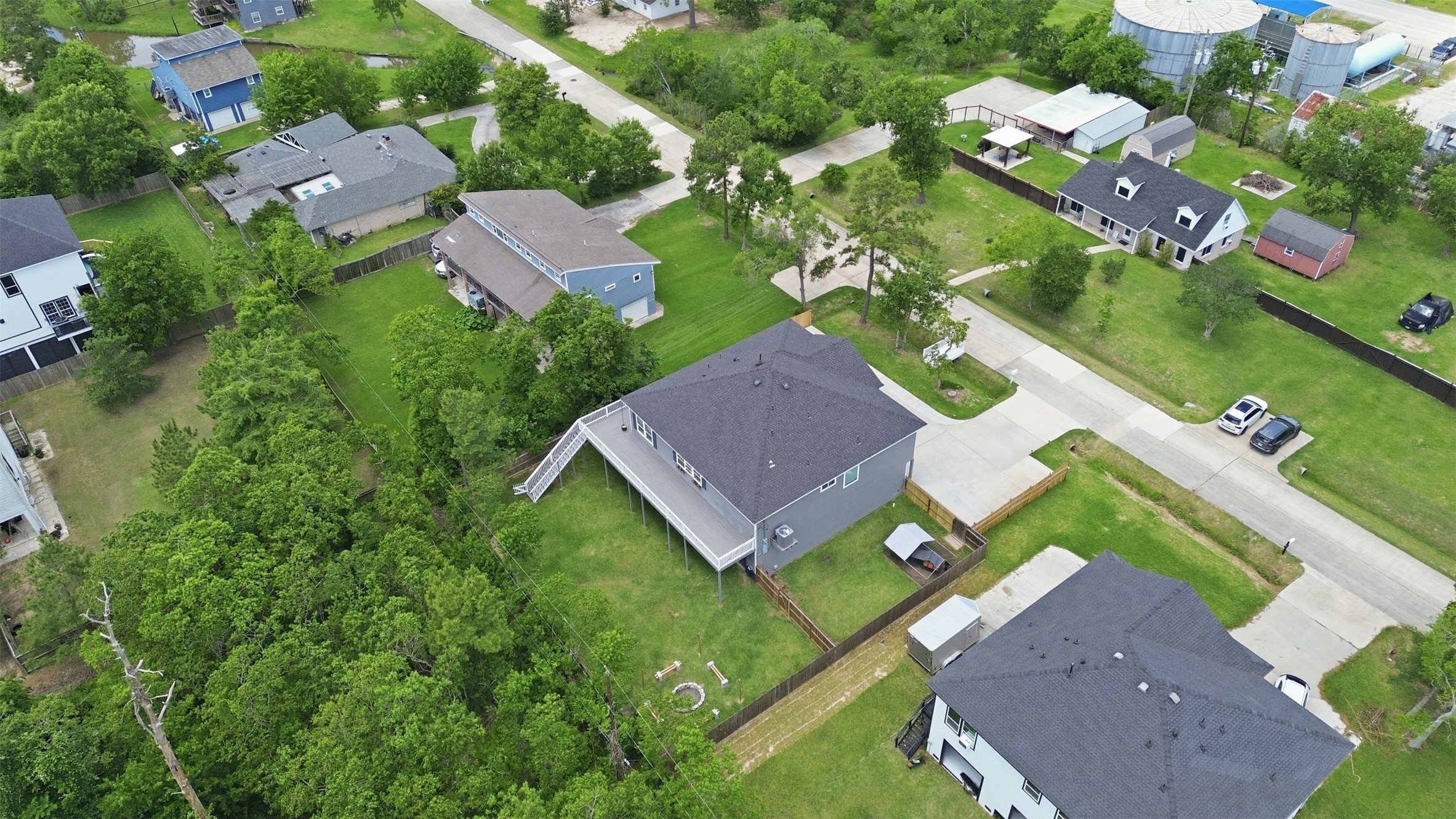 613 Oakdale Street Property Photo 41