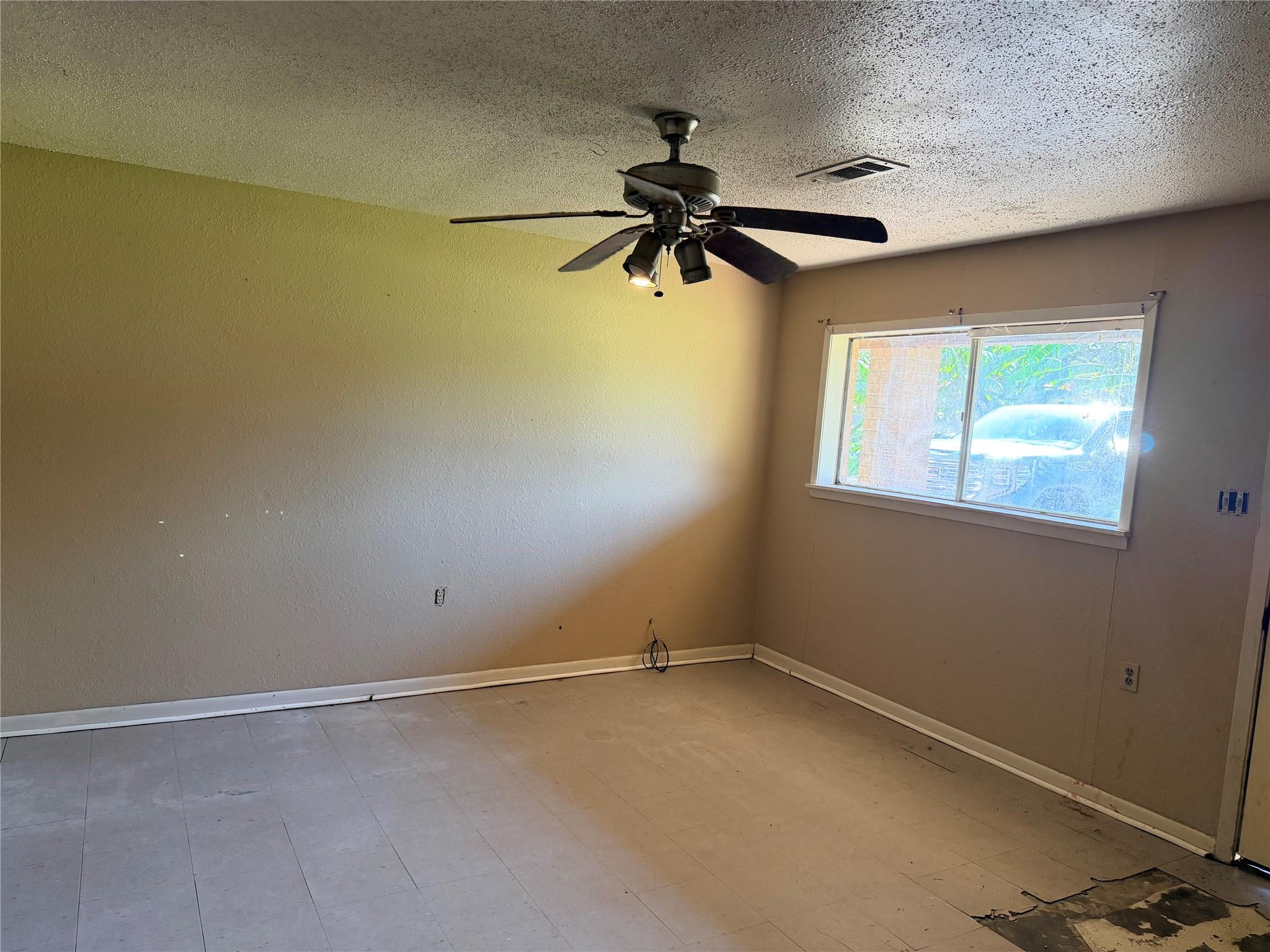 806 Virginia Street, Daisetta Tx 77371 Property Photo 12