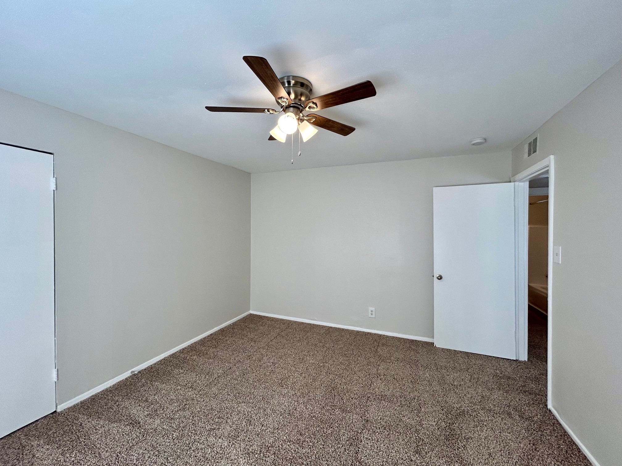 5415 Scott Street 38 Property Photo 15