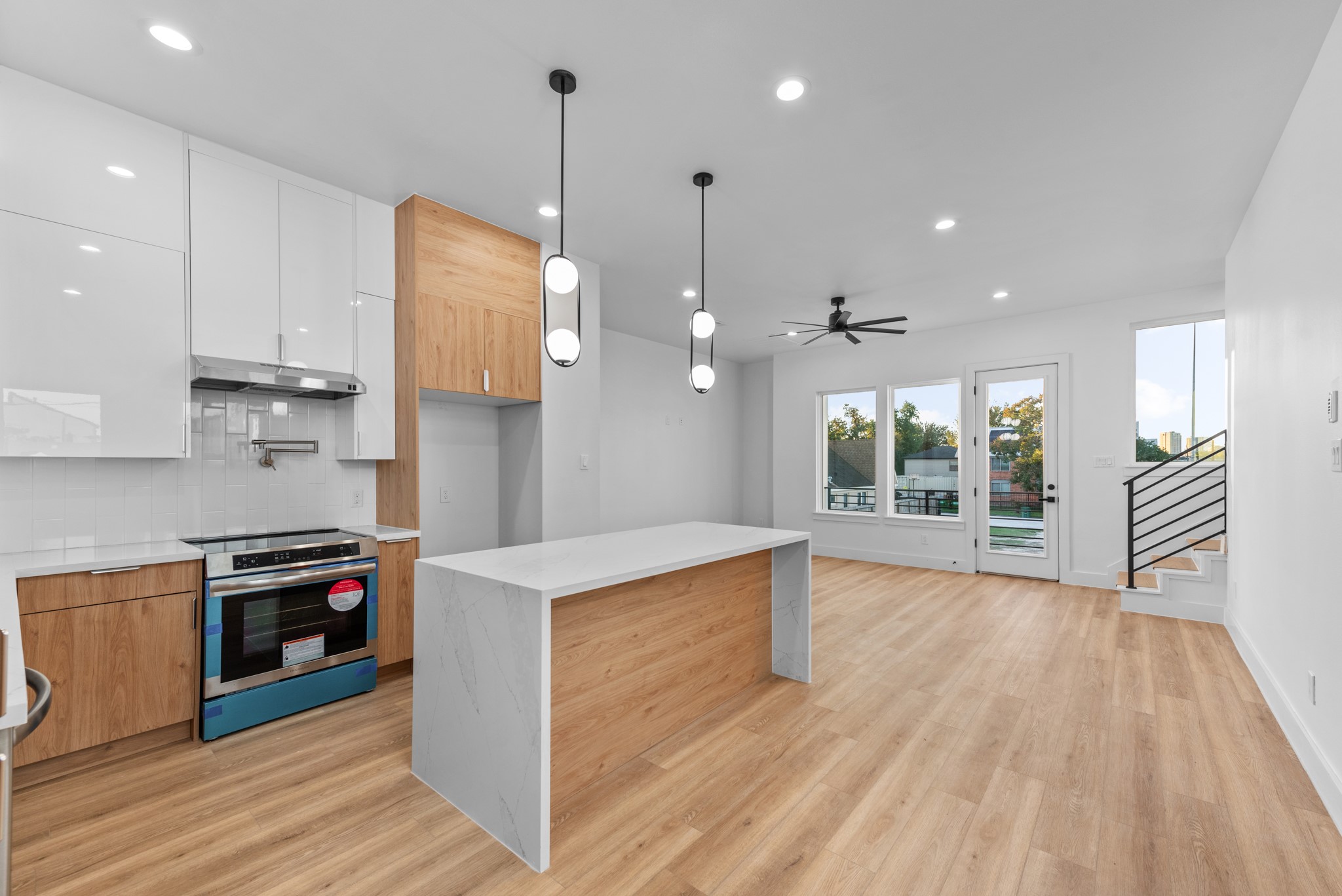 2314 Barbee Street Property Photo 5