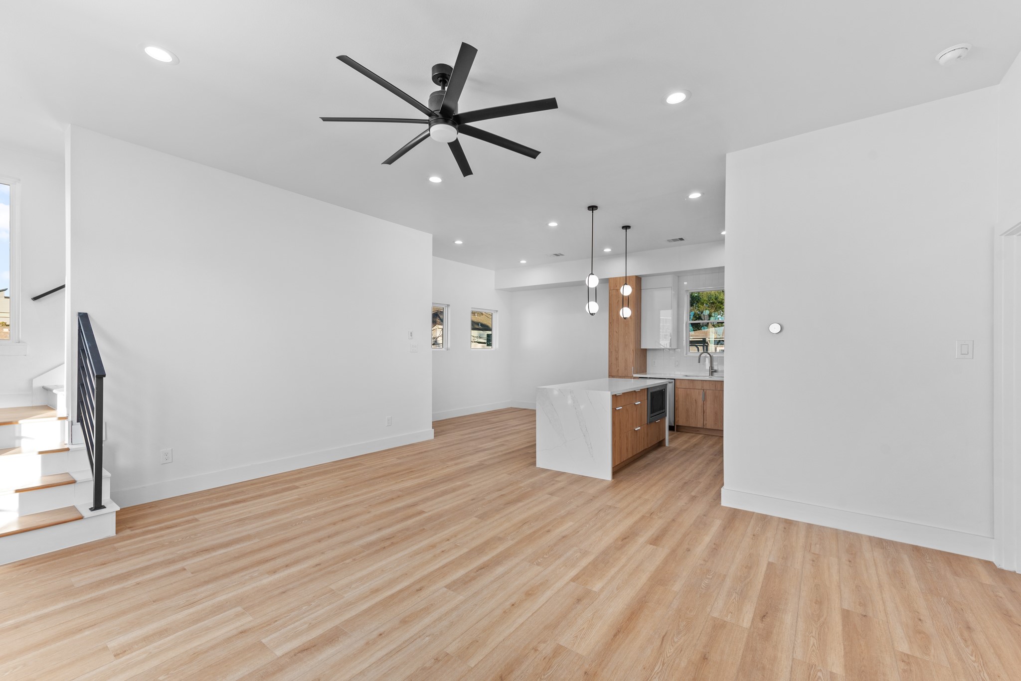 2314 Barbee Street Property Photo 9