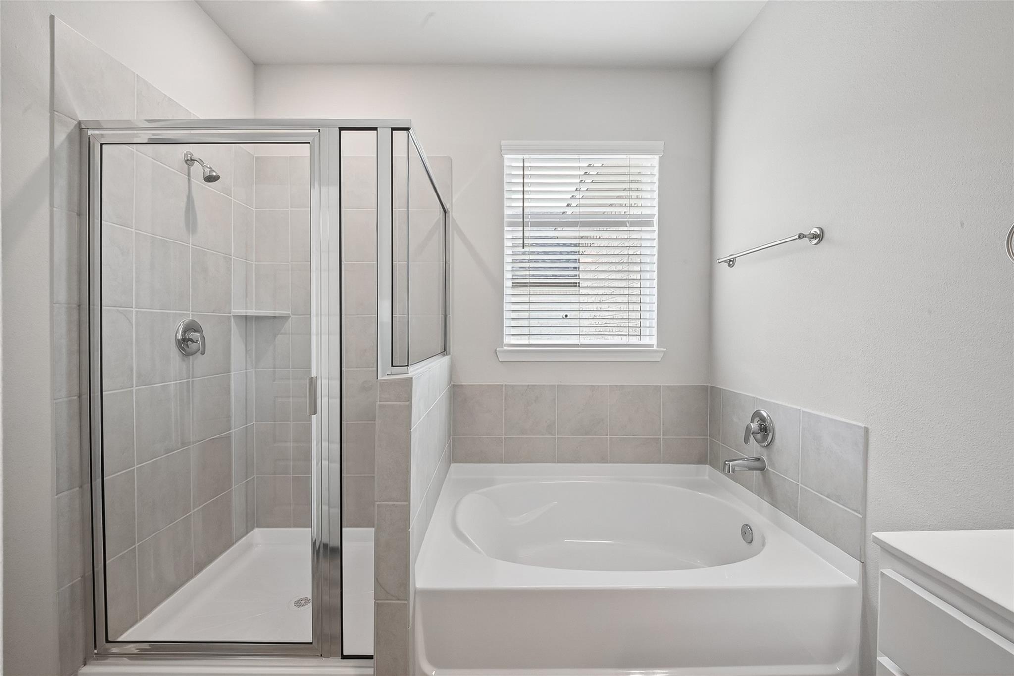 2107 Spring Hollow Drive, Baytown Tx 77521 Property Photo 26