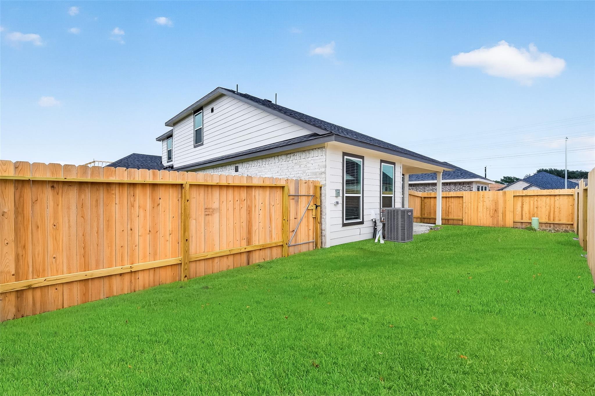 2107 Spring Hollow Drive, Baytown Tx 77521 Property Photo 37