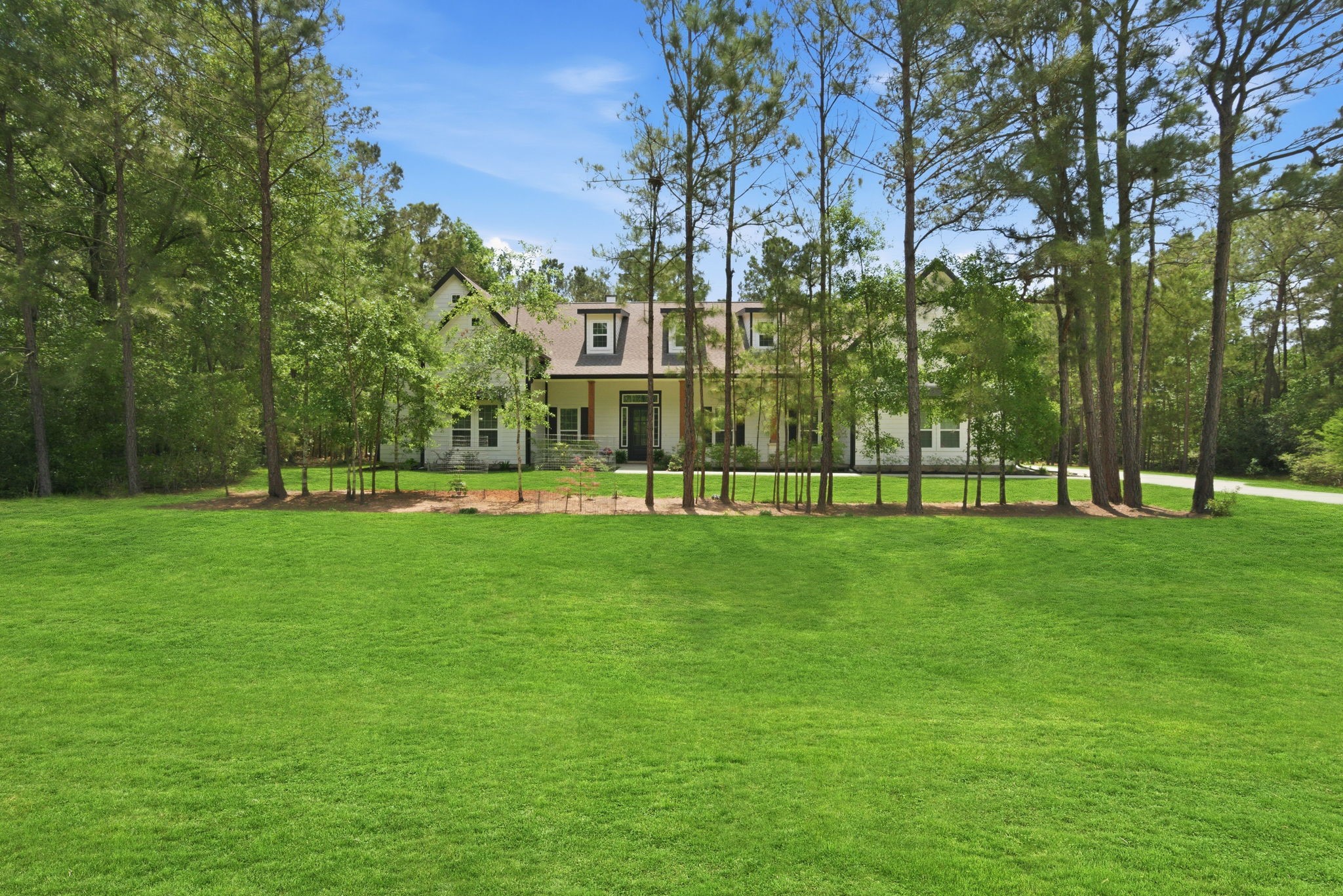 7752 Pony Court Property Photo 1