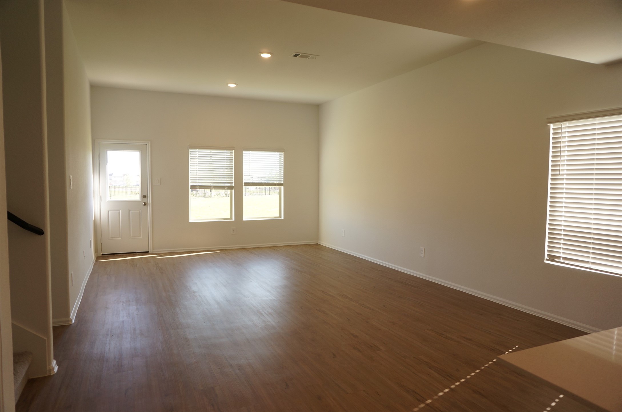 24114 Becker Hollow Lane Property Photo 5