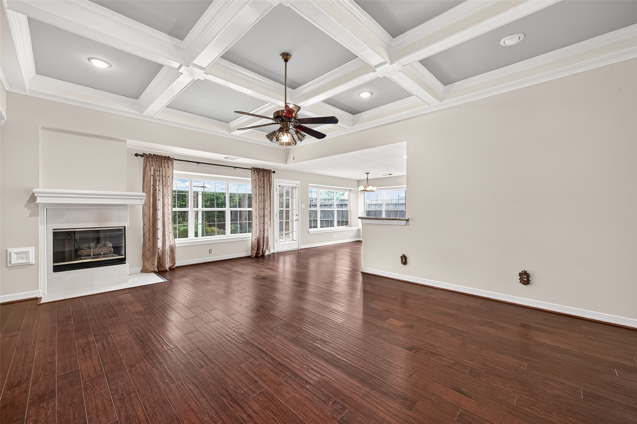 1438 Forest Home Drive Property Photo 12