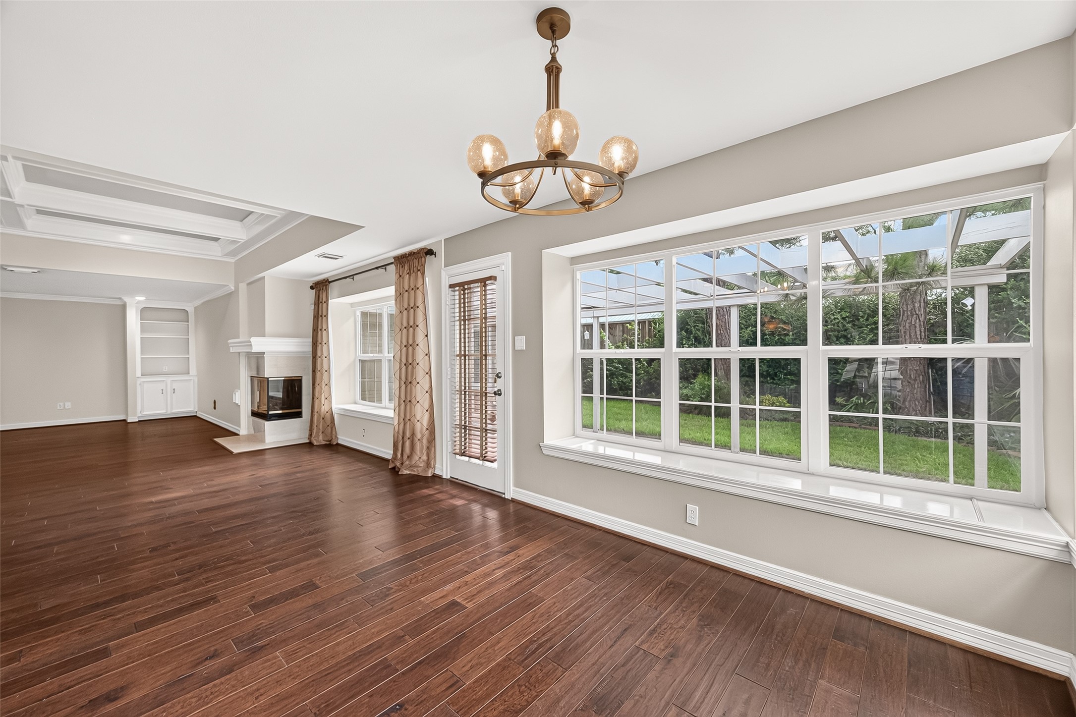 1438 Forest Home Drive Property Photo 15