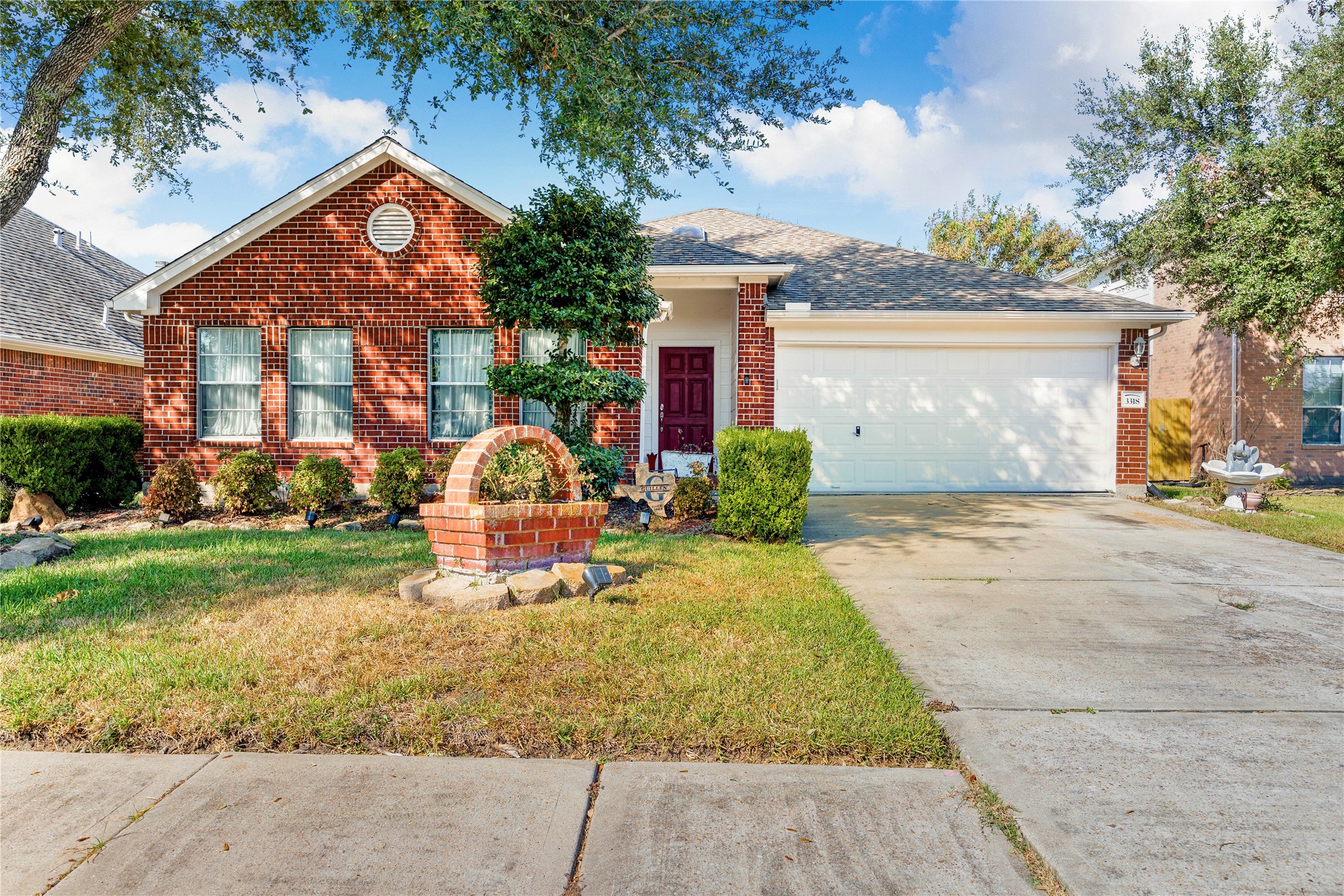 3318 Keithwood Circle W Property Photo