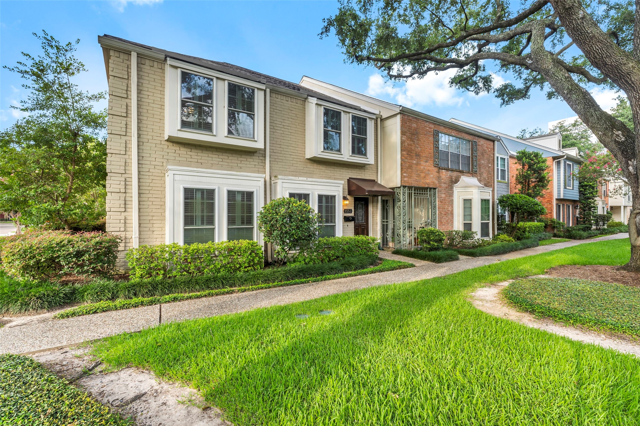 1553 W Sam Houston Parkway S Property Photo 2