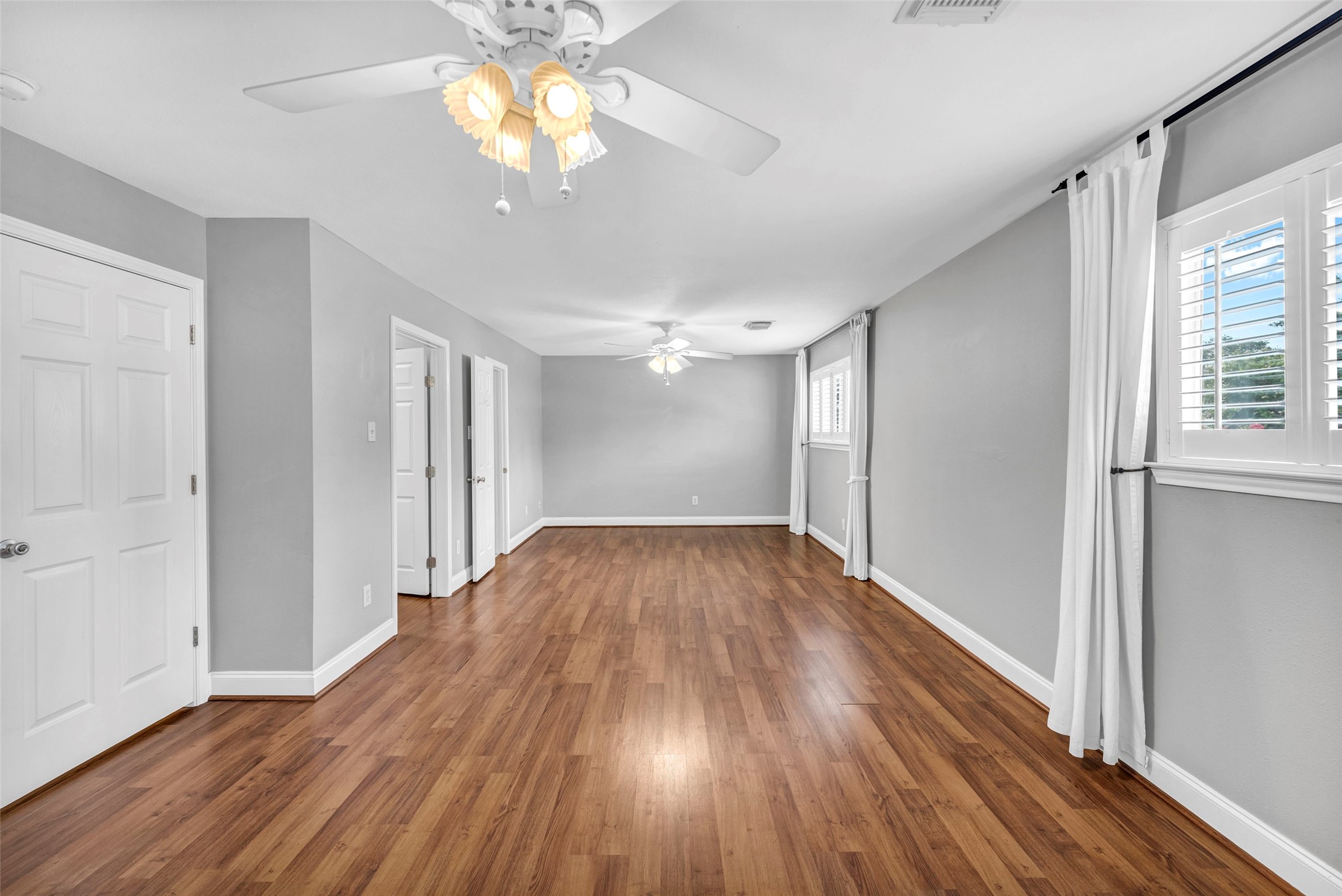 1553 W Sam Houston Parkway S Property Photo 16