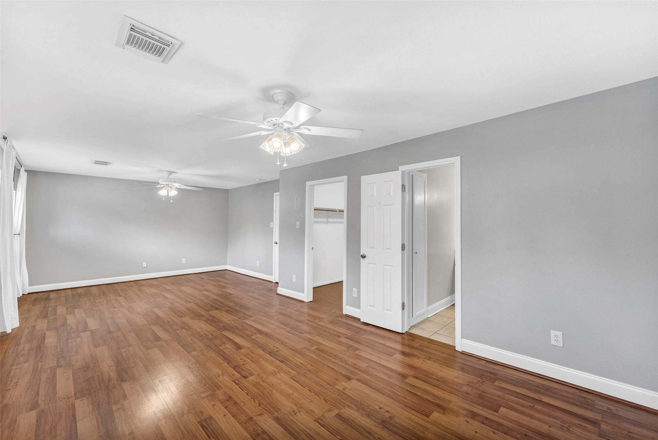1553 W Sam Houston Parkway S Property Photo 17