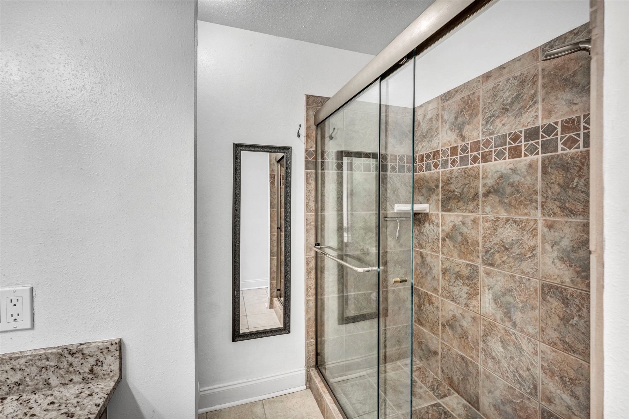 1553 W Sam Houston Parkway S Property Photo 20