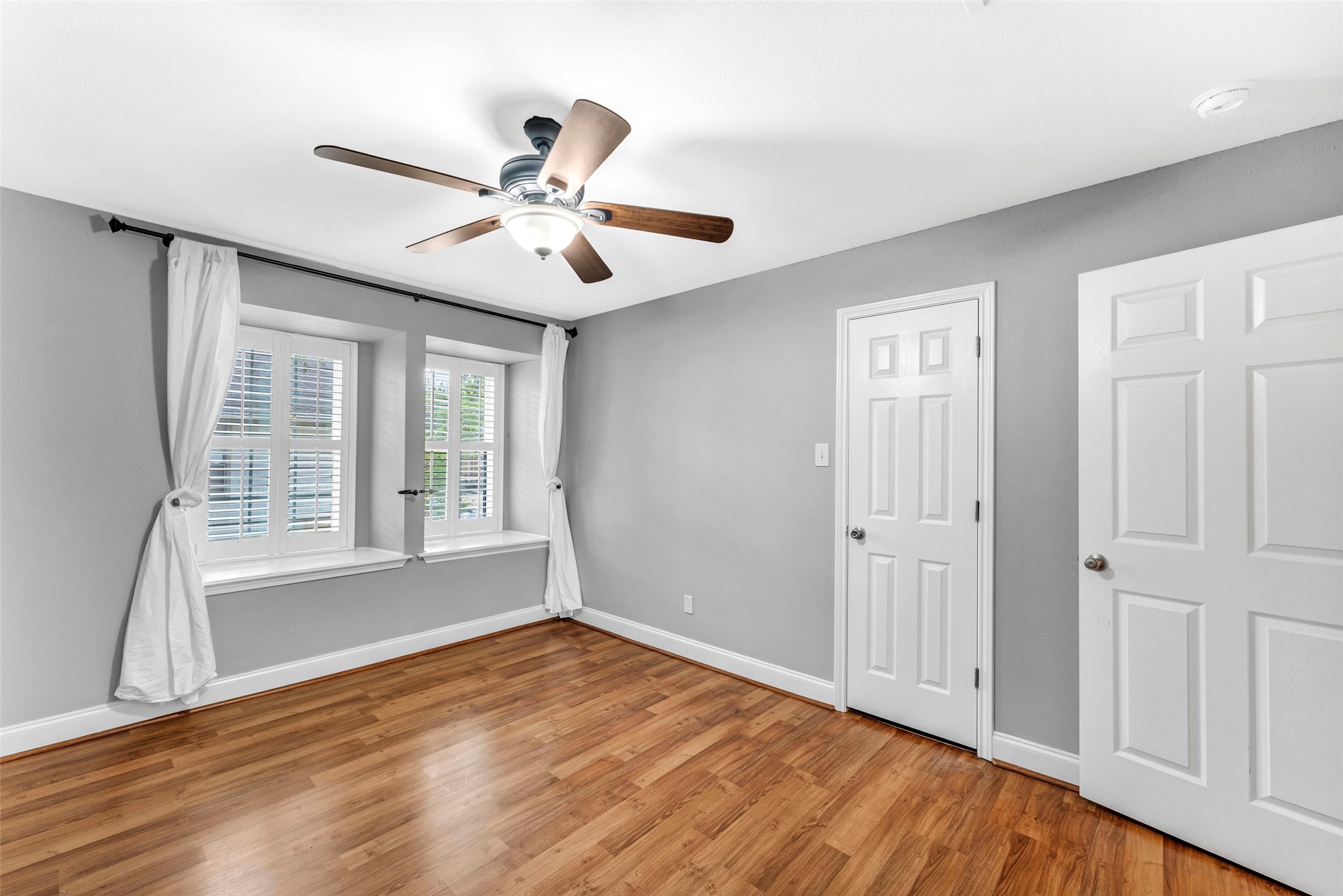 1553 W Sam Houston Parkway S Property Photo 22