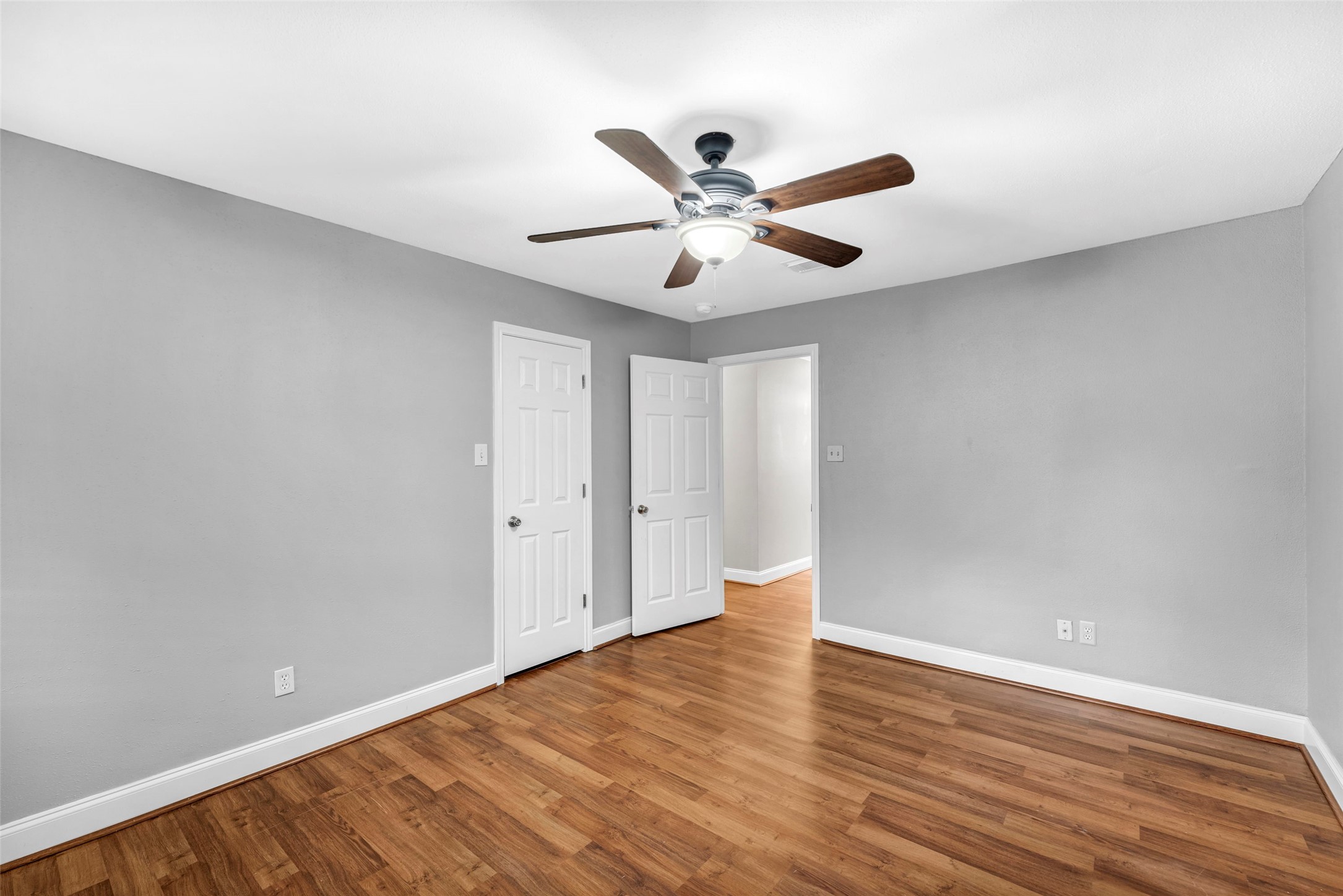 1553 W Sam Houston Parkway S Property Photo 23