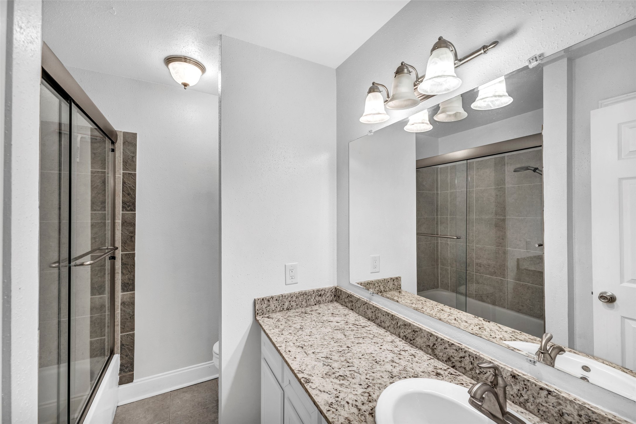 1553 W Sam Houston Parkway S Property Photo 26
