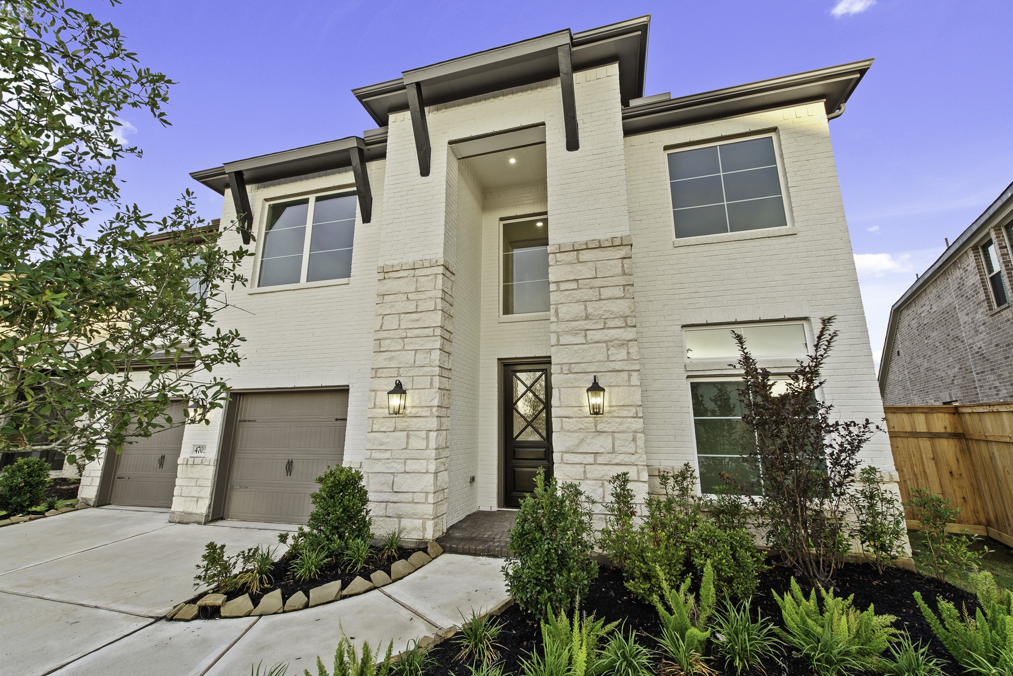 4703 Rustic Garden Lane Property Photo 1