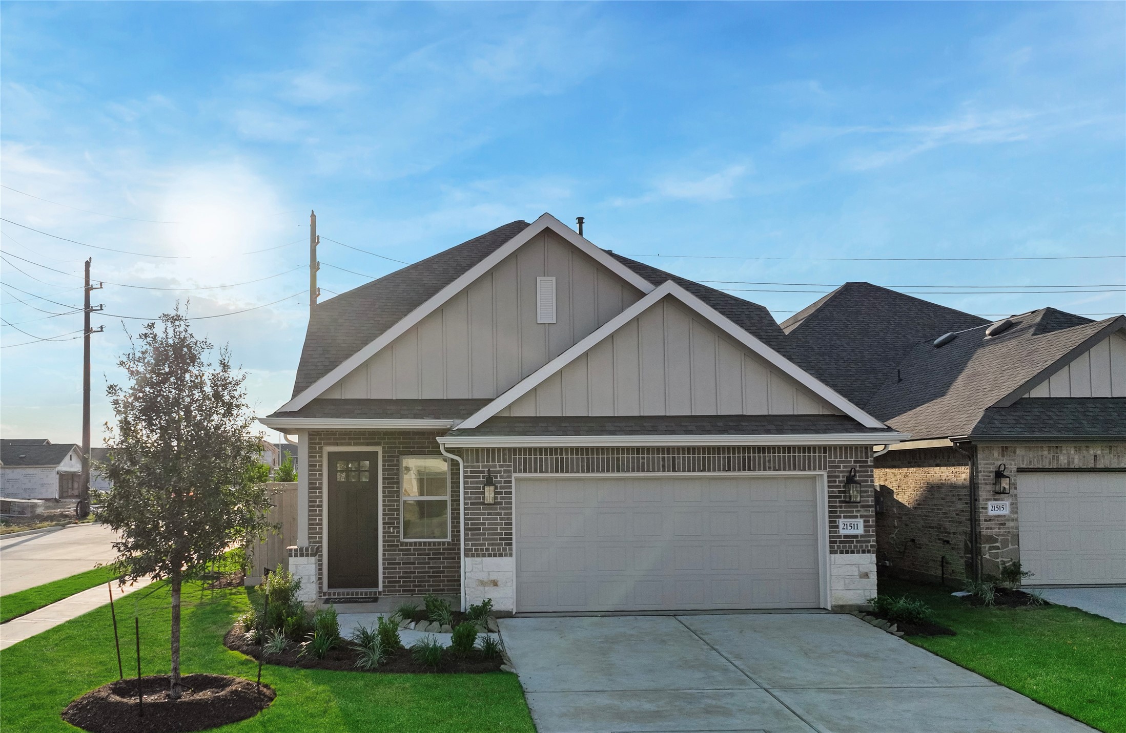 21511 Berry Crest Lane Property Photo 2