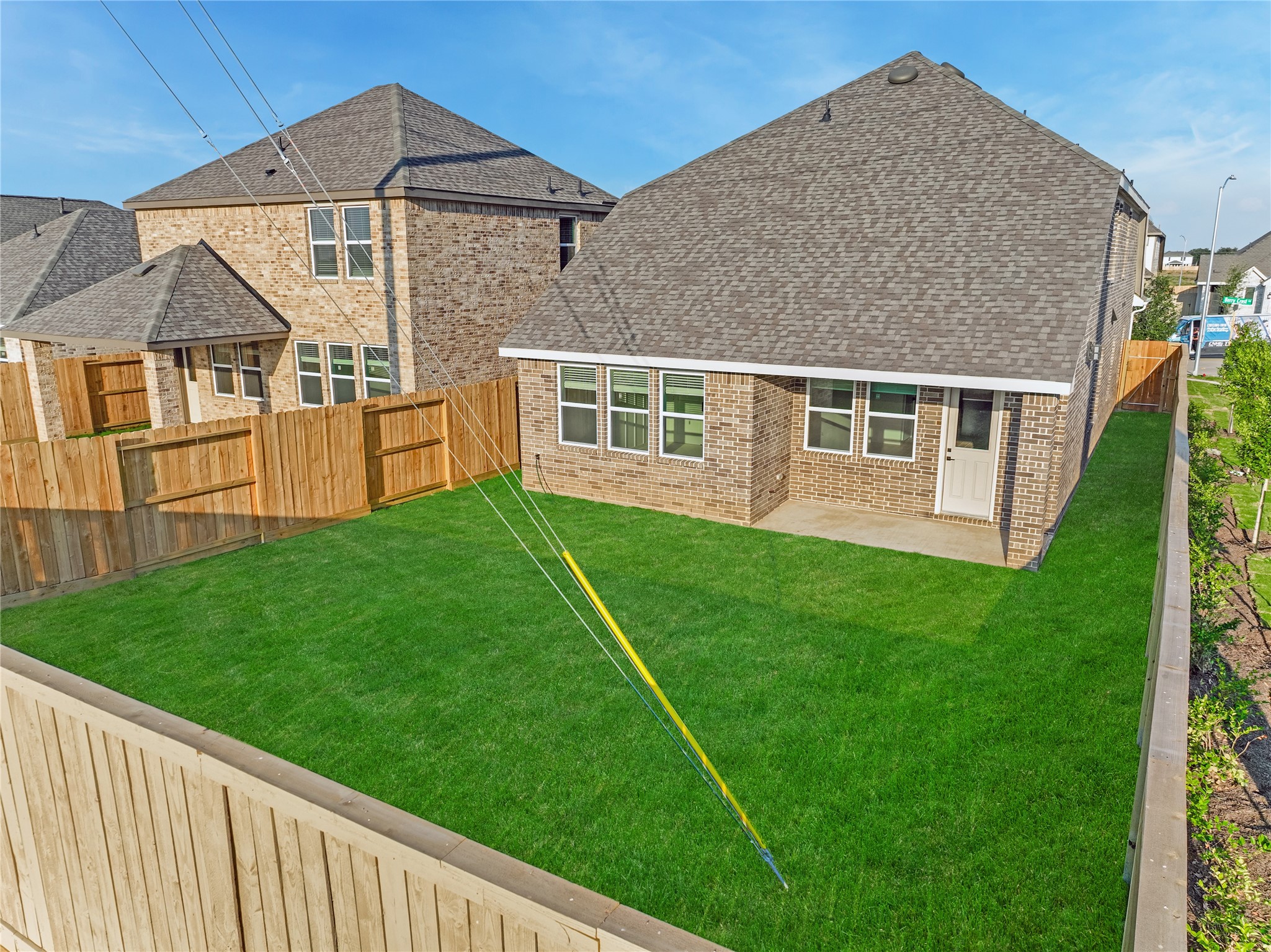 21511 Berry Crest Lane Property Photo 7