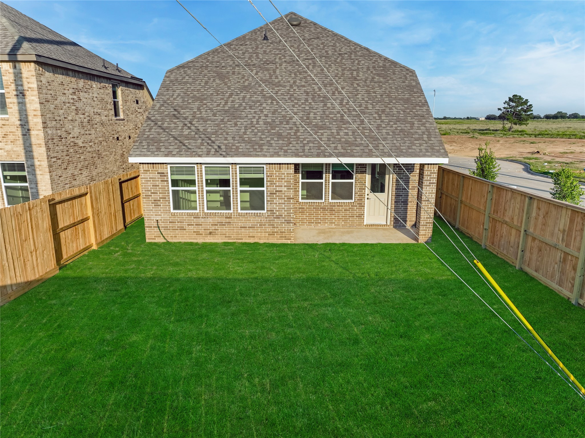 21511 Berry Crest Lane Property Photo 8