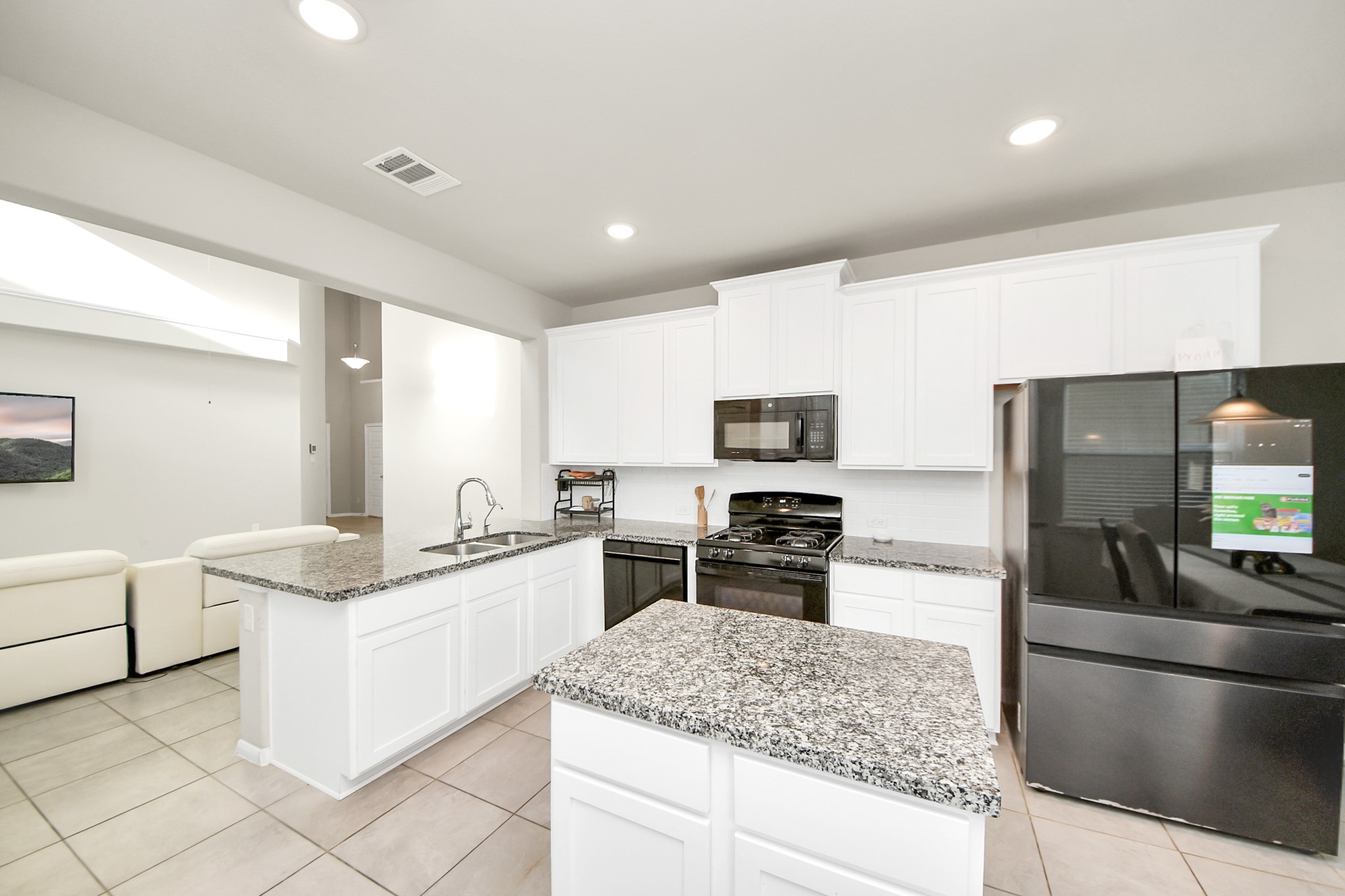 6302 Prince Place Drive Property Photo 15